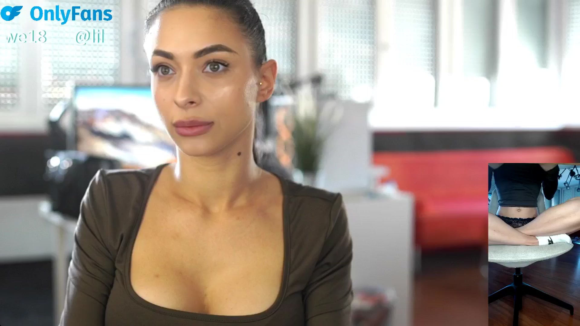 Gallery image thumbnail from ClipPetite's myfreecams stream on, 07/10/2025, 09:13 image 8 of 20