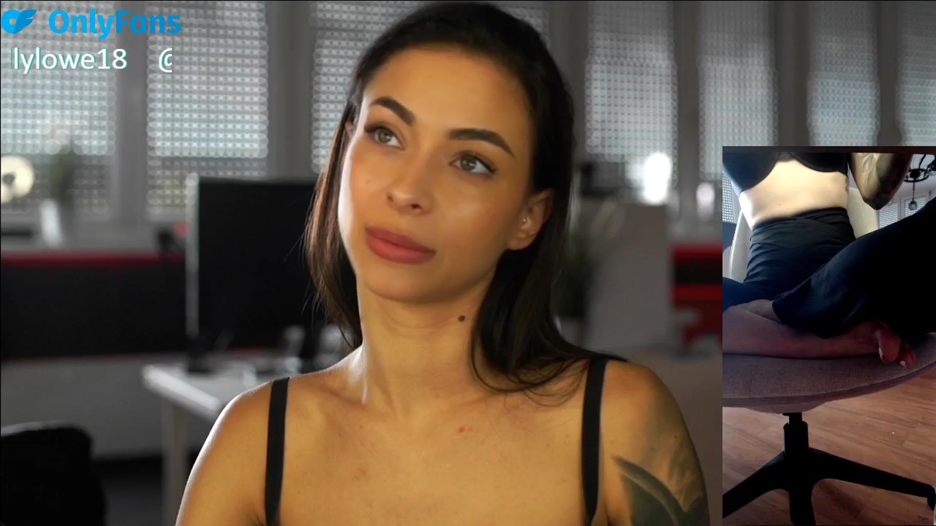 Gallery image thumbnail from ClipPetite's myfreecams stream on, 07/11/2025, 07:30 image 13 of 20