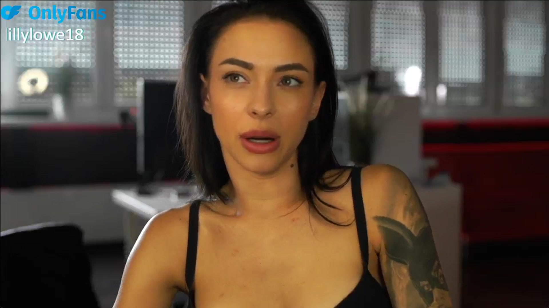 Gallery image thumbnail from ClipPetite's myfreecams stream on, 07/11/2025, 08:05 image 13 of 20