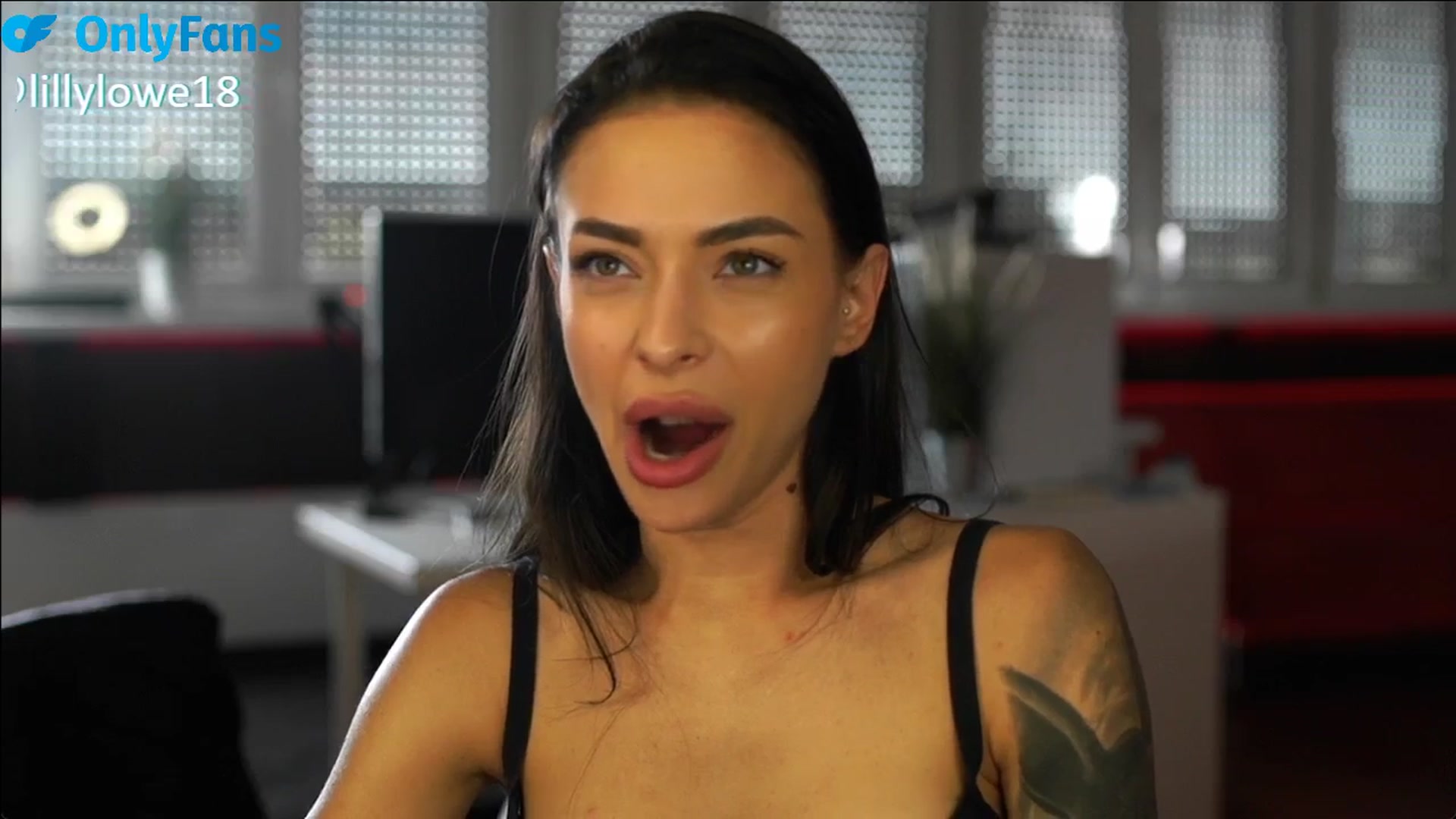 Gallery image thumbnail from ClipPetite's myfreecams stream on, 07/11/2025, 08:05 image 19 of 20