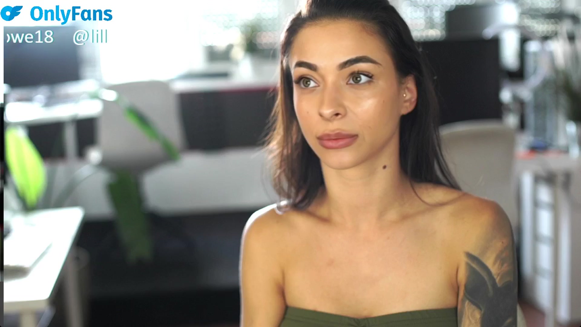 Gallery image thumbnail from ClipPetite's myfreecams stream on, 07/16/2025, 07:33 image 19 of 20