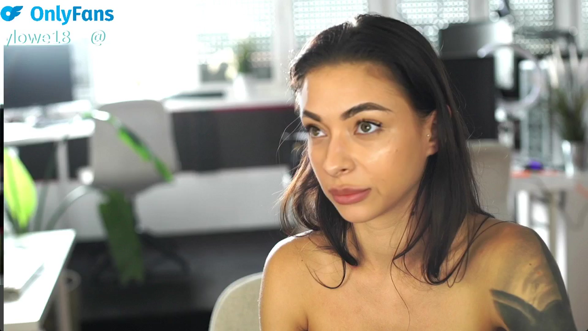 Gallery image thumbnail from ClipPetite's myfreecams stream on, 07/16/2025, 08:48 image 13 of 20