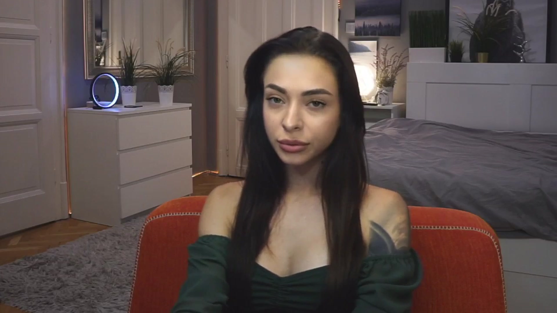 Gallery image thumbnail from ClipPetite's myfreecams stream on, 08/03/2025, 17:57 image 7 of 20