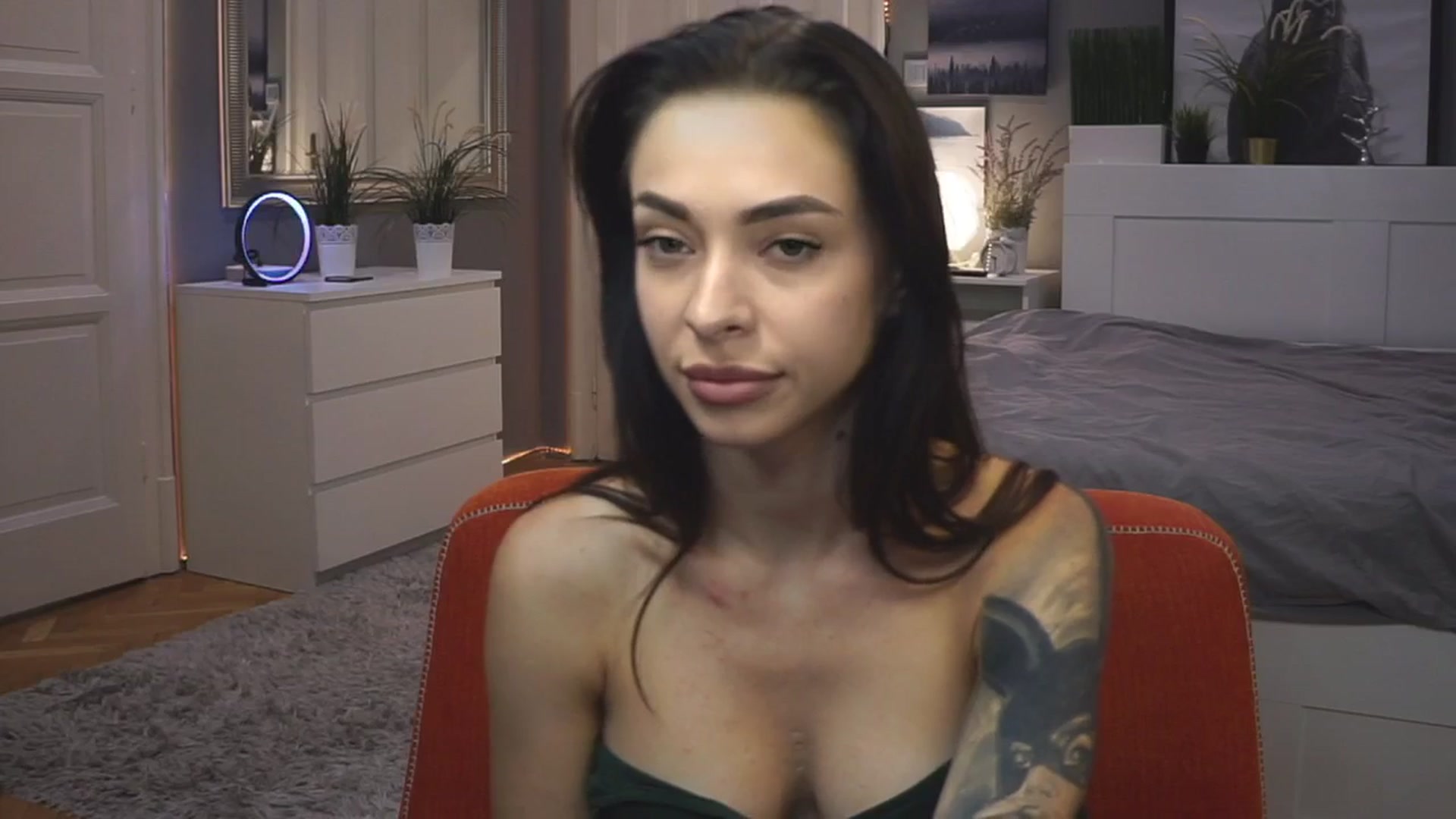 Gallery image thumbnail from ClipPetite's myfreecams stream on, 08/03/2025, 17:57 image 14 of 20