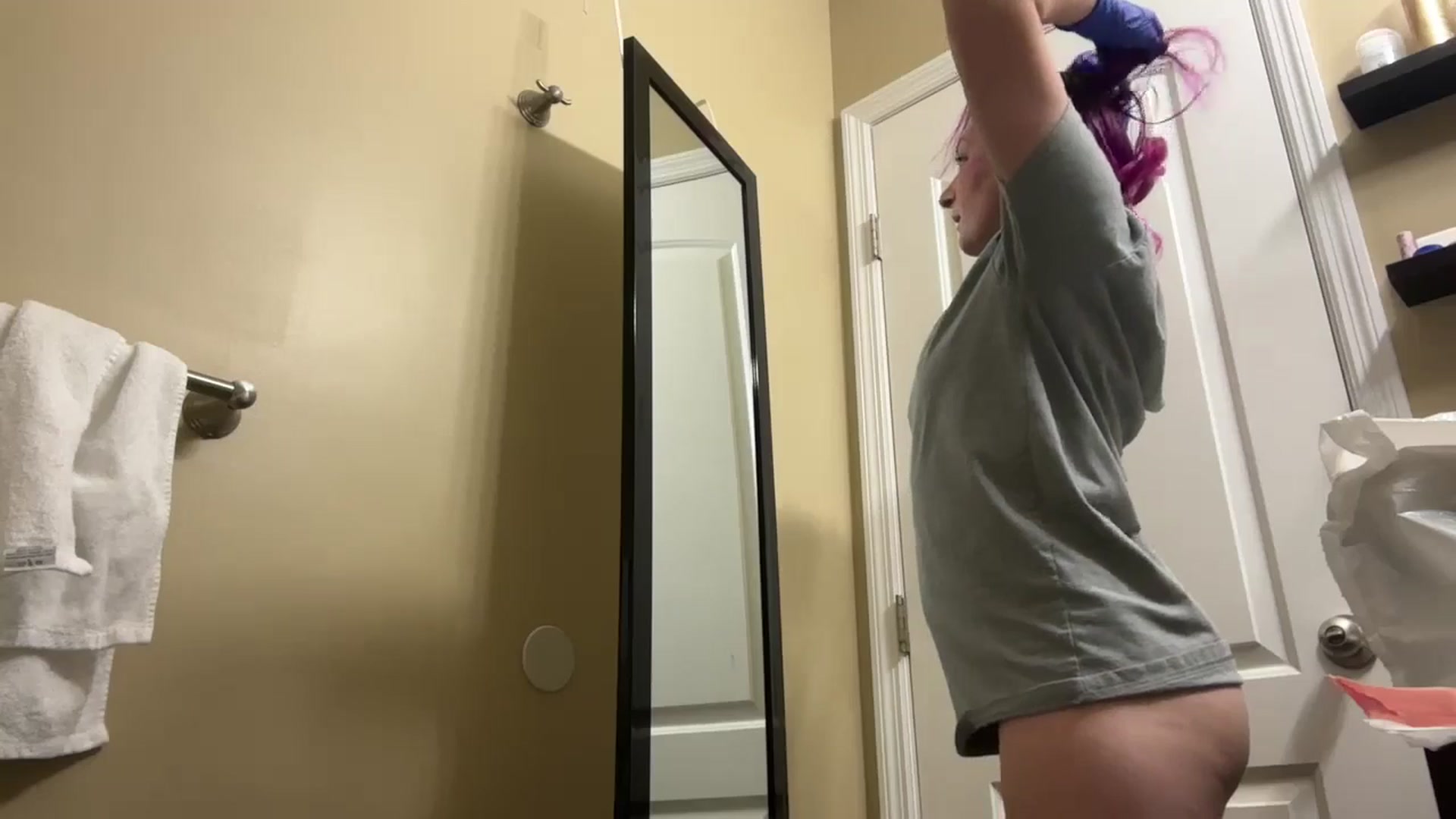 Gallery image thumbnail from Clitmas's myfreecams stream on, 12/30/2025, 05:55 image 12 of 20