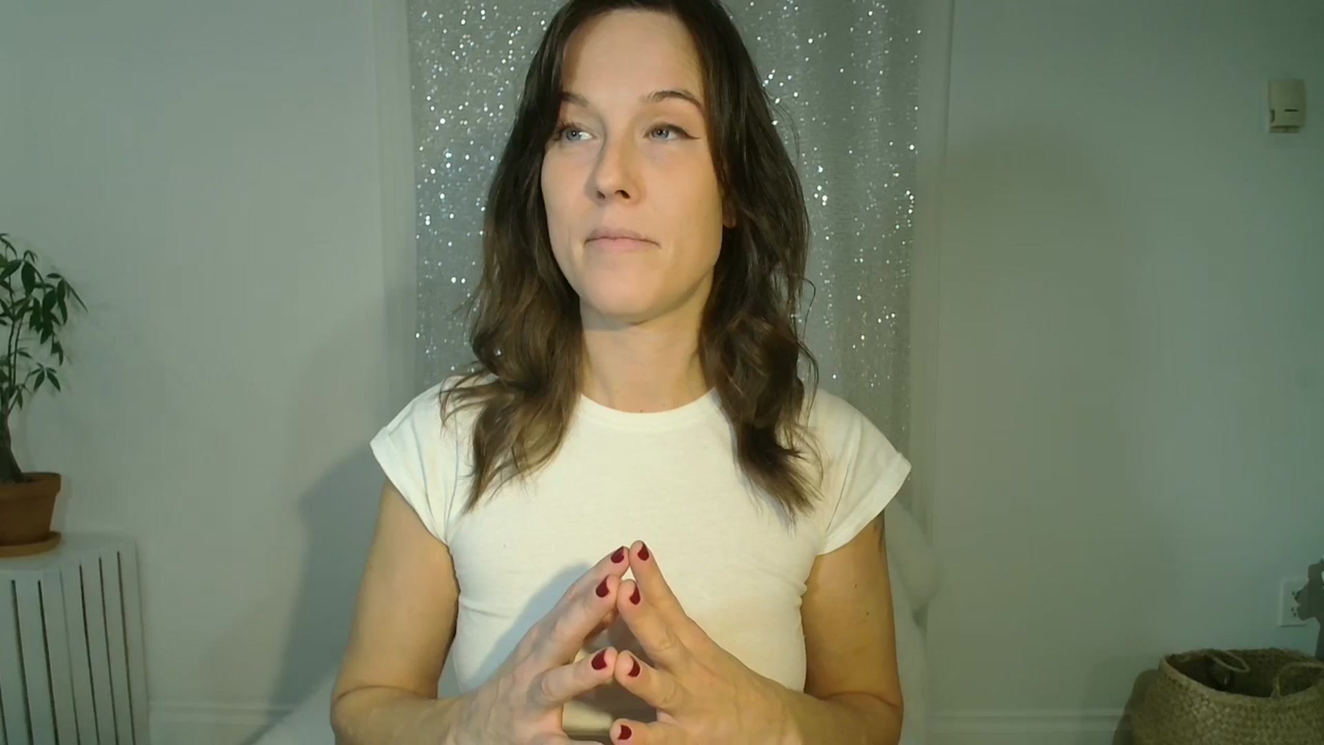 Gallery image thumbnail from ClitorisQueen's myfreecams stream on, 01/27/2026, 02:01 image 9 of 20