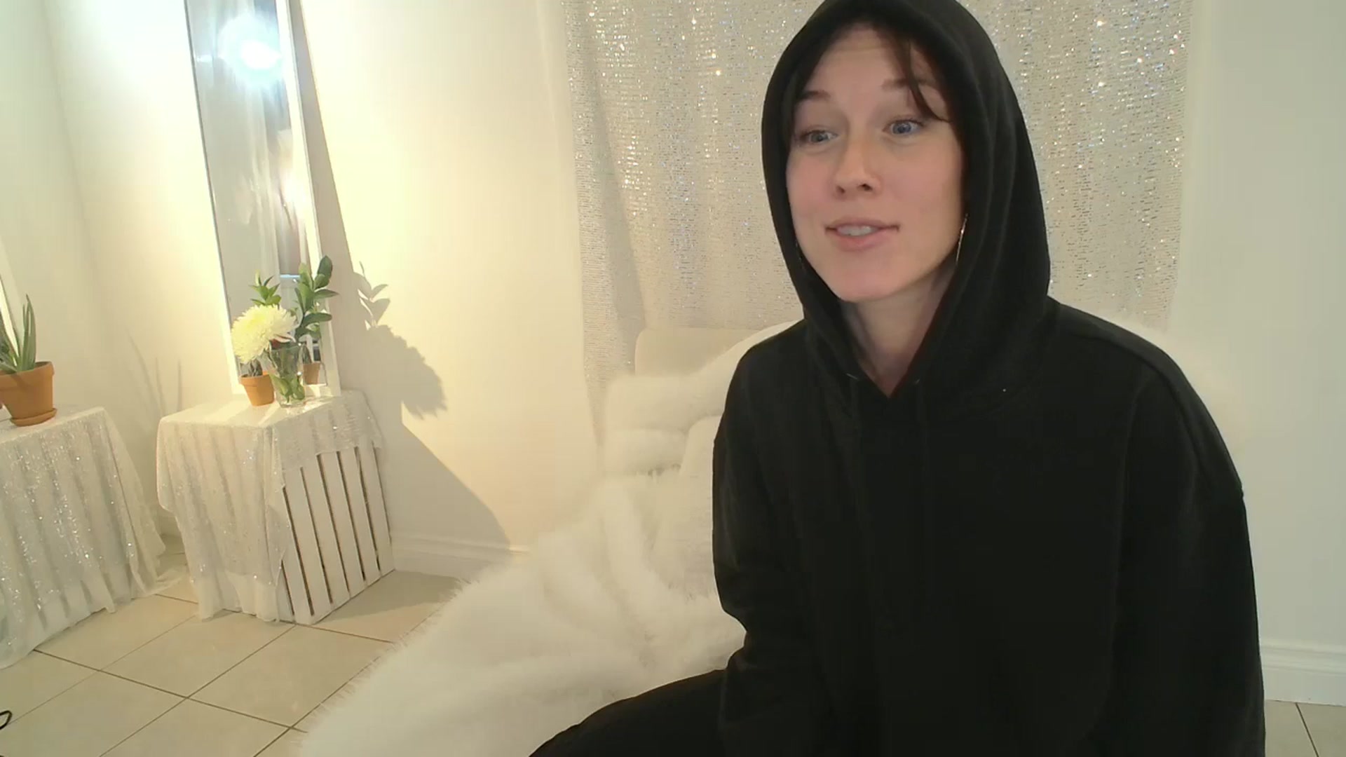 Gallery image thumbnail from ClitorisQueen's myfreecams stream on, 02/25/2026, 23:29 image 3 of 20