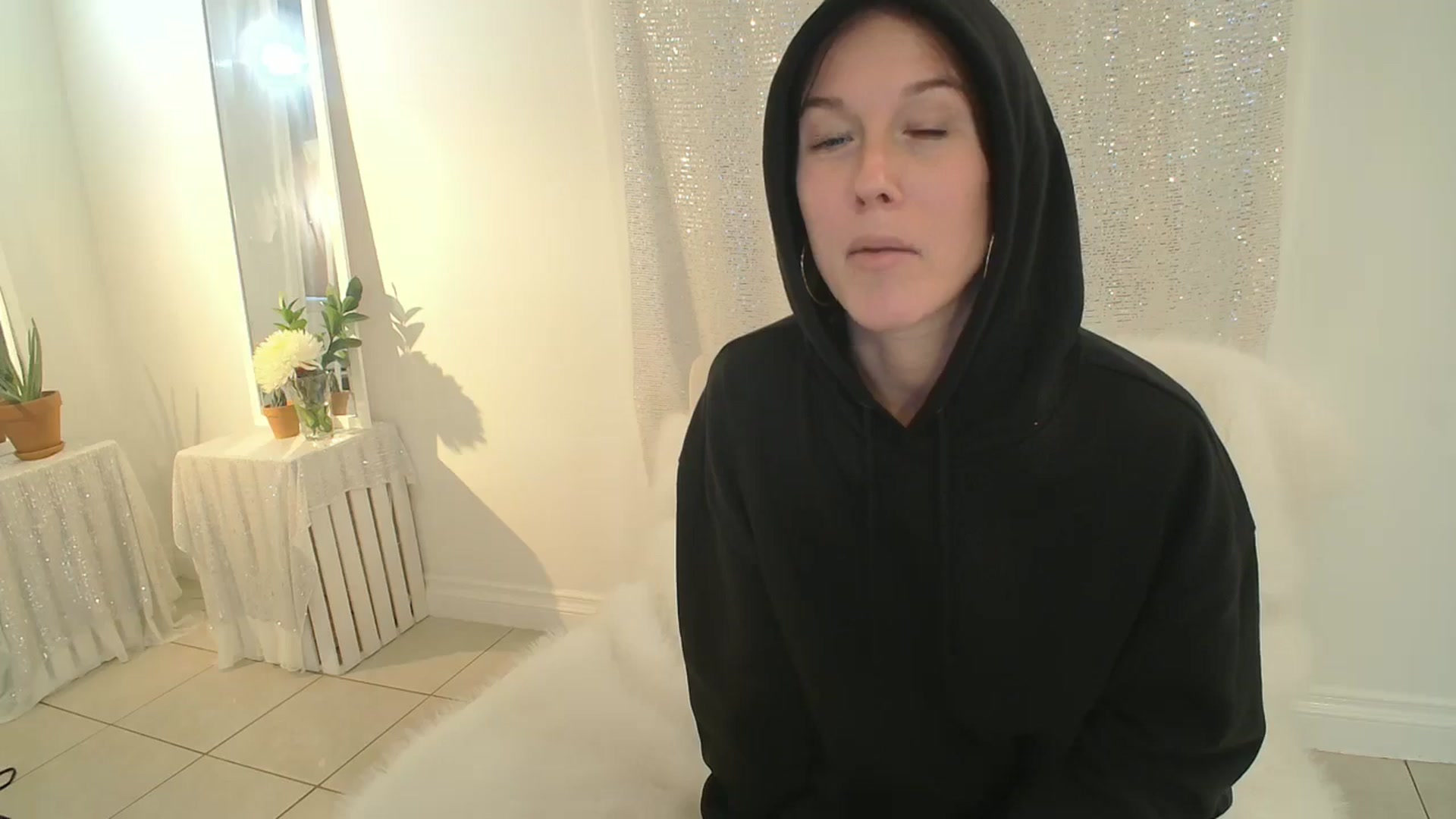 Gallery image thumbnail from ClitorisQueen's myfreecams stream on, 02/25/2026, 23:29 image 8 of 20