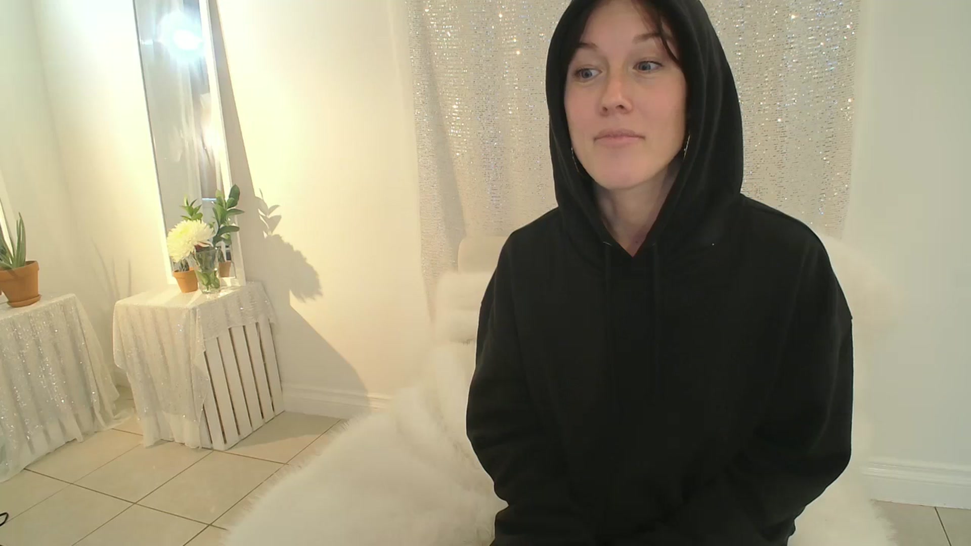 Gallery image thumbnail from ClitorisQueen's myfreecams stream on, 02/25/2026, 23:29 image 5 of 20