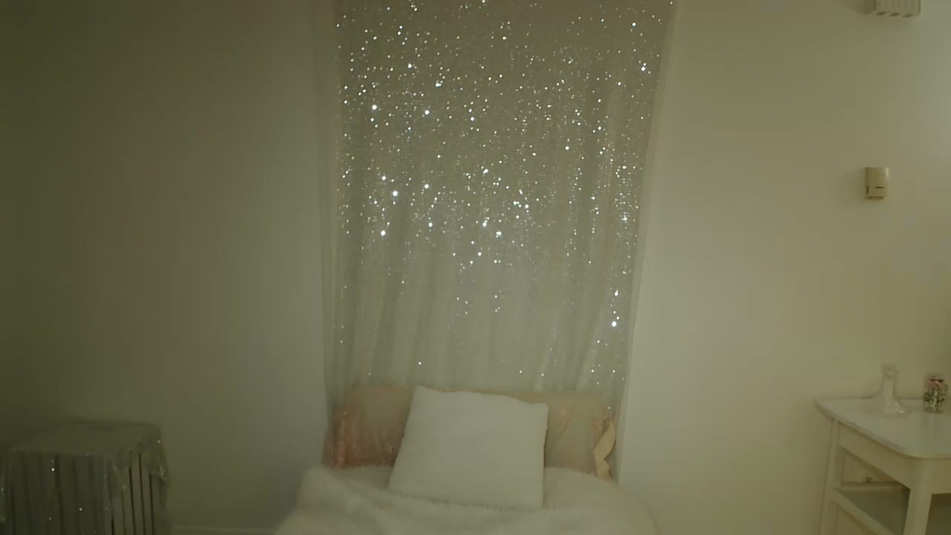 Gallery image thumbnail from ClitorisQueen's myfreecams stream on, 03/02/2026, 22:17 image 7 of 20