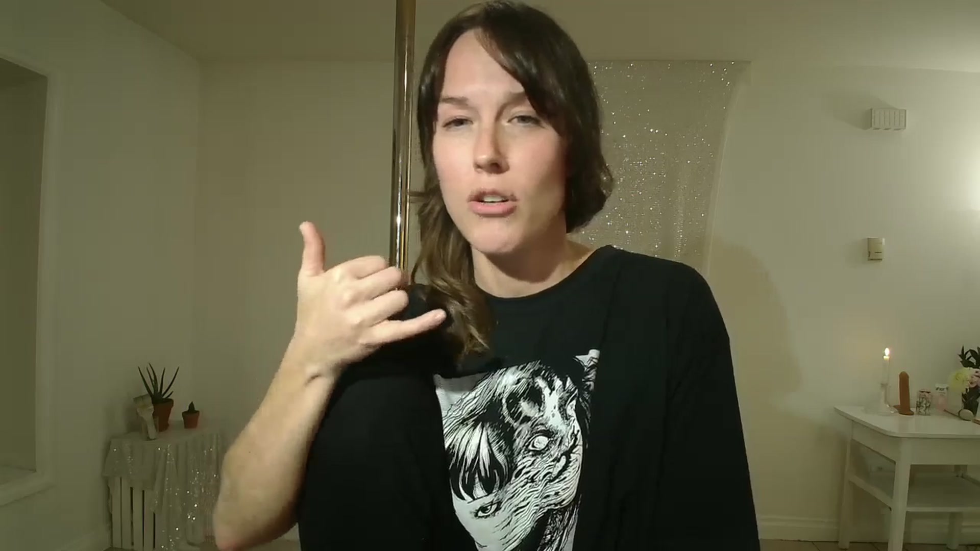 Gallery image thumbnail from ClitorisQueen's myfreecams stream on, 03/03/2026, 03:46 image 13 of 20