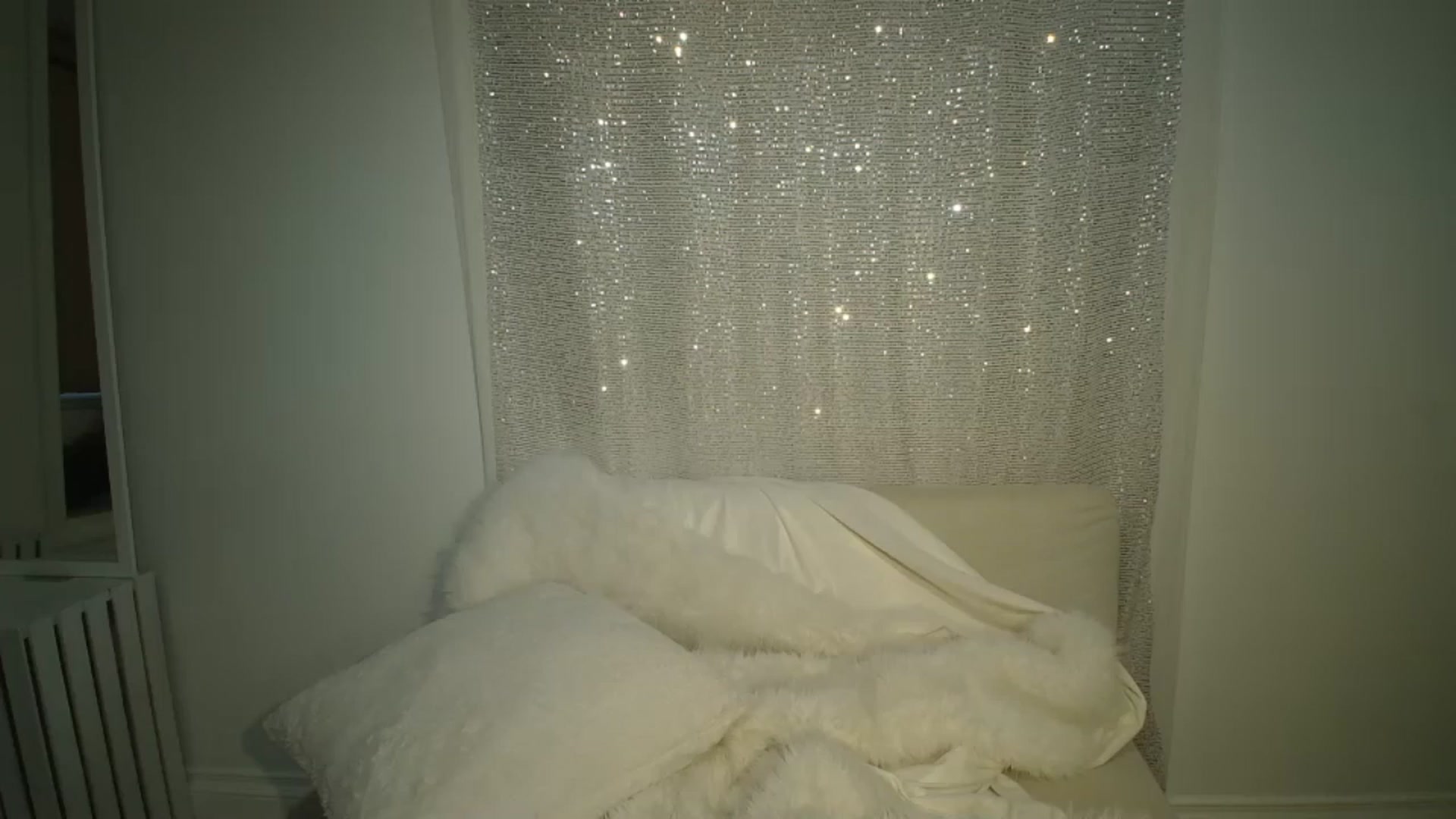 Gallery image thumbnail from ClitorisQueen's myfreecams stream on, 03/11/2026, 21:30 image 6 of 20