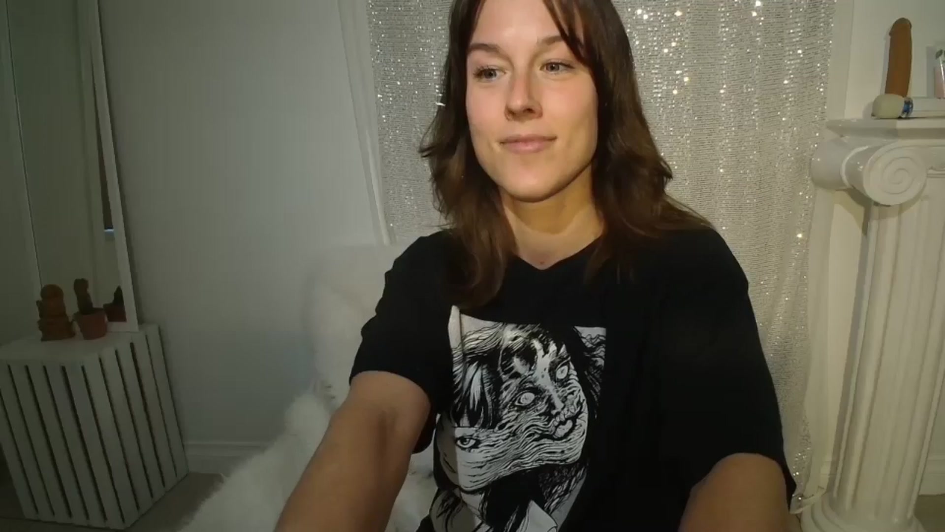 Gallery image thumbnail from ClitorisQueen's myfreecams stream on, 03/14/2026, 23:46 image 7 of 20