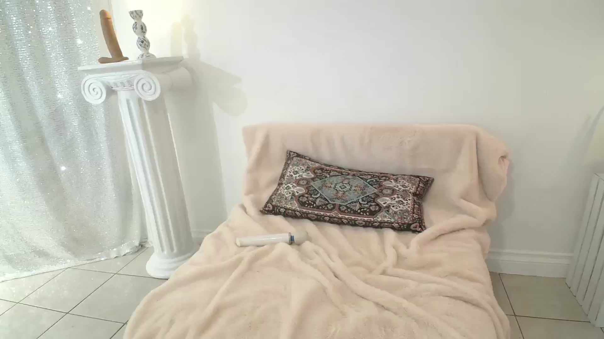 Gallery image thumbnail from ClitorisQueen's myfreecams stream on, 03/23/2026, 01:41 image 11 of 20