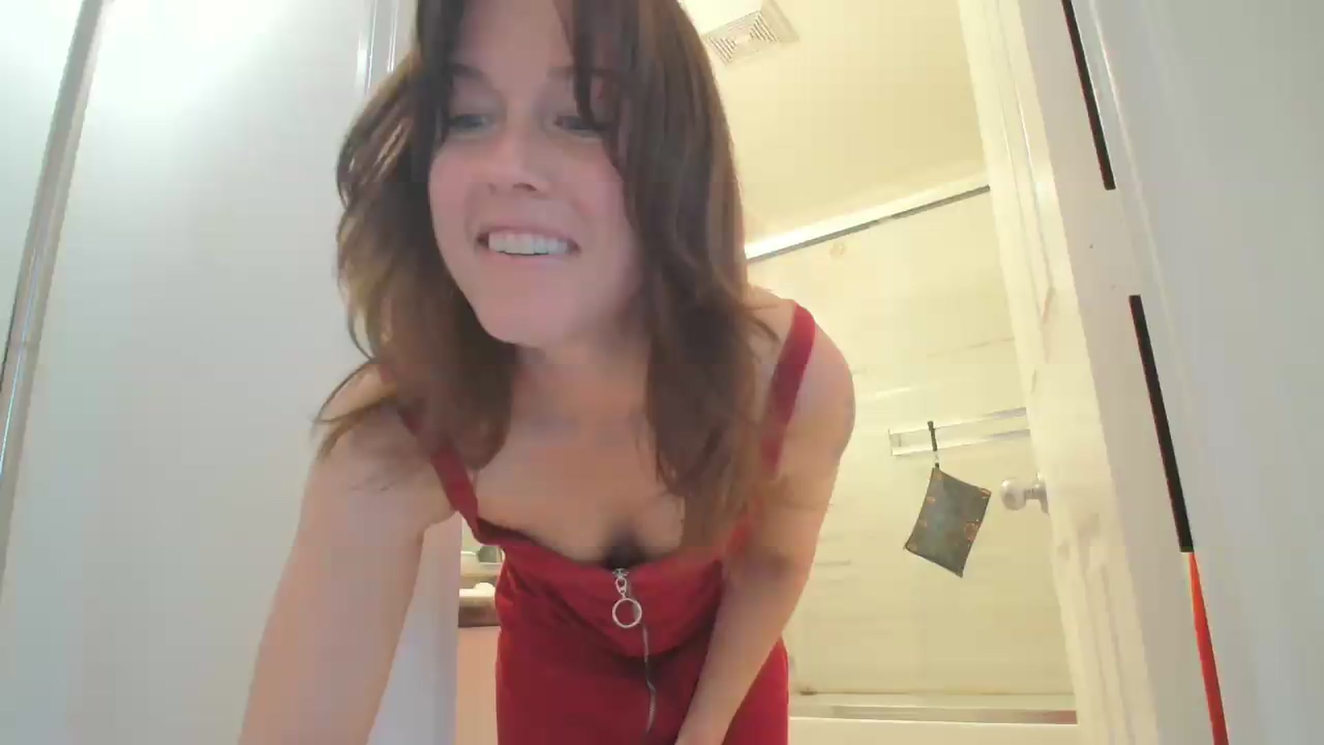 Gallery image thumbnail from ClitorisQueen's myfreecams stream on, 04/19/2026, 20:54 image 7 of 20