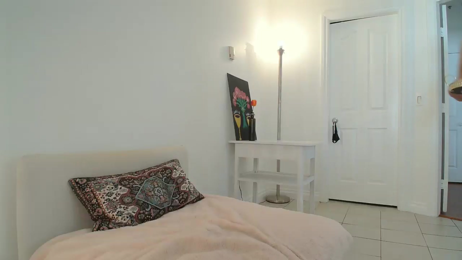 Gallery image thumbnail from ClitorisQueen's myfreecams stream on, 04/20/2026, 22:47 image 12 of 20