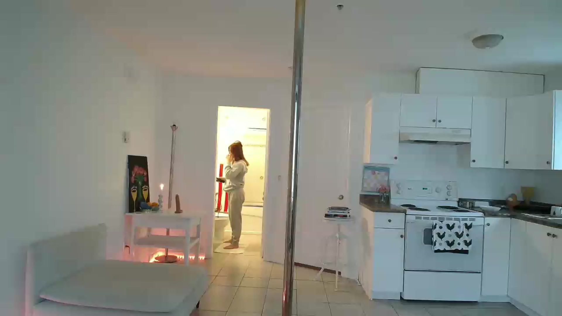 Gallery image thumbnail from ClitorisQueen's myfreecams stream on, 05/06/2026, 15:43 image 1 of 20