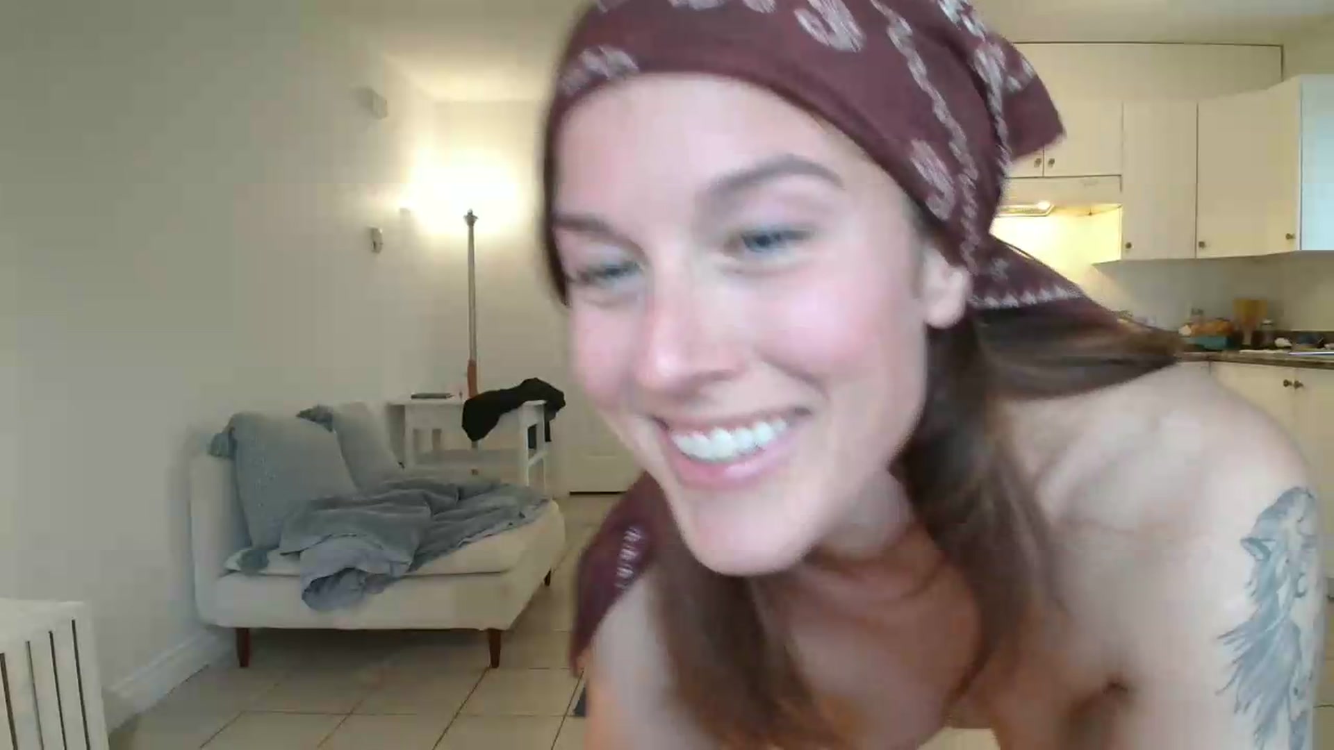 Gallery image thumbnail from ClitorisQueen's myfreecams stream on, 05/13/2026, 21:53 image 20 of 20