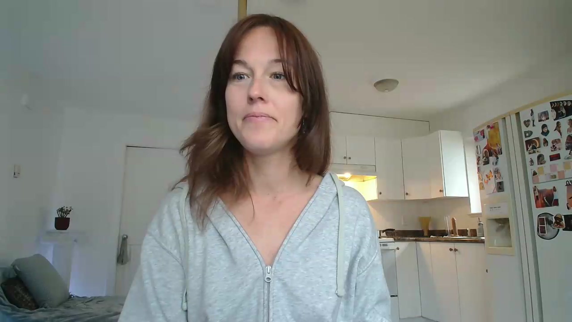 Gallery image thumbnail from ClitorisQueen's myfreecams stream on, 05/18/2026, 16:05 image 7 of 20