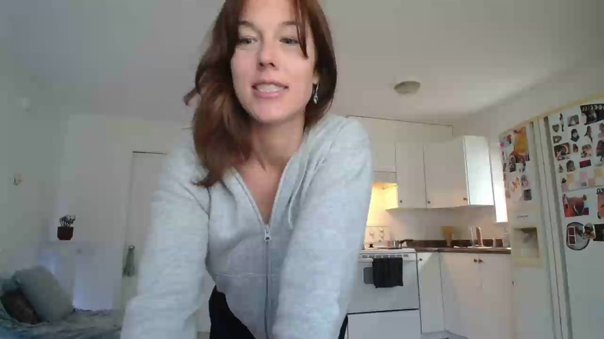 Gallery image thumbnail from ClitorisQueen's myfreecams stream on, 05/18/2026, 16:05 image 1 of 20