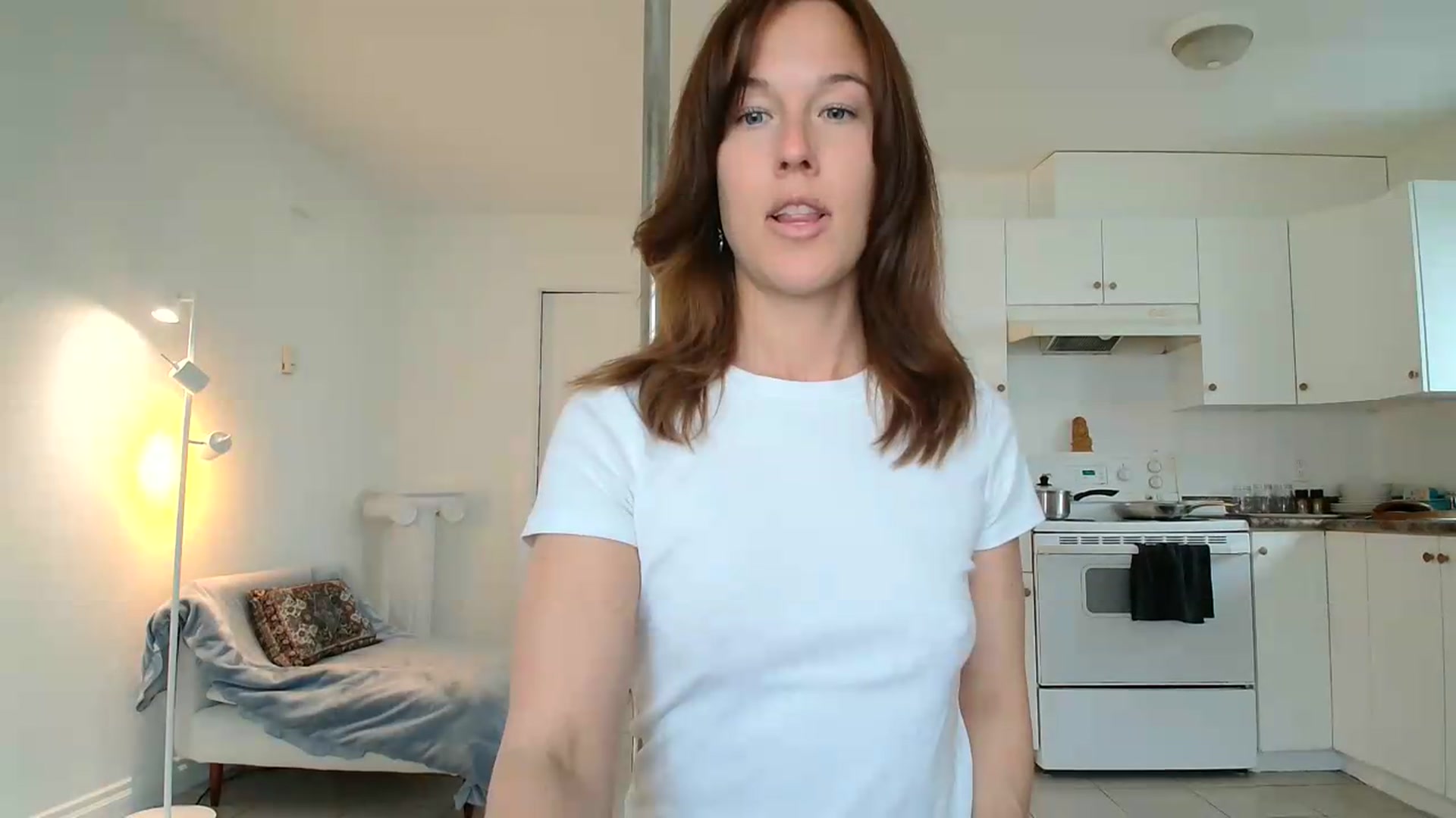 Gallery image thumbnail from ClitorisQueen's myfreecams stream on, 05/19/2026, 17:07 image 7 of 20