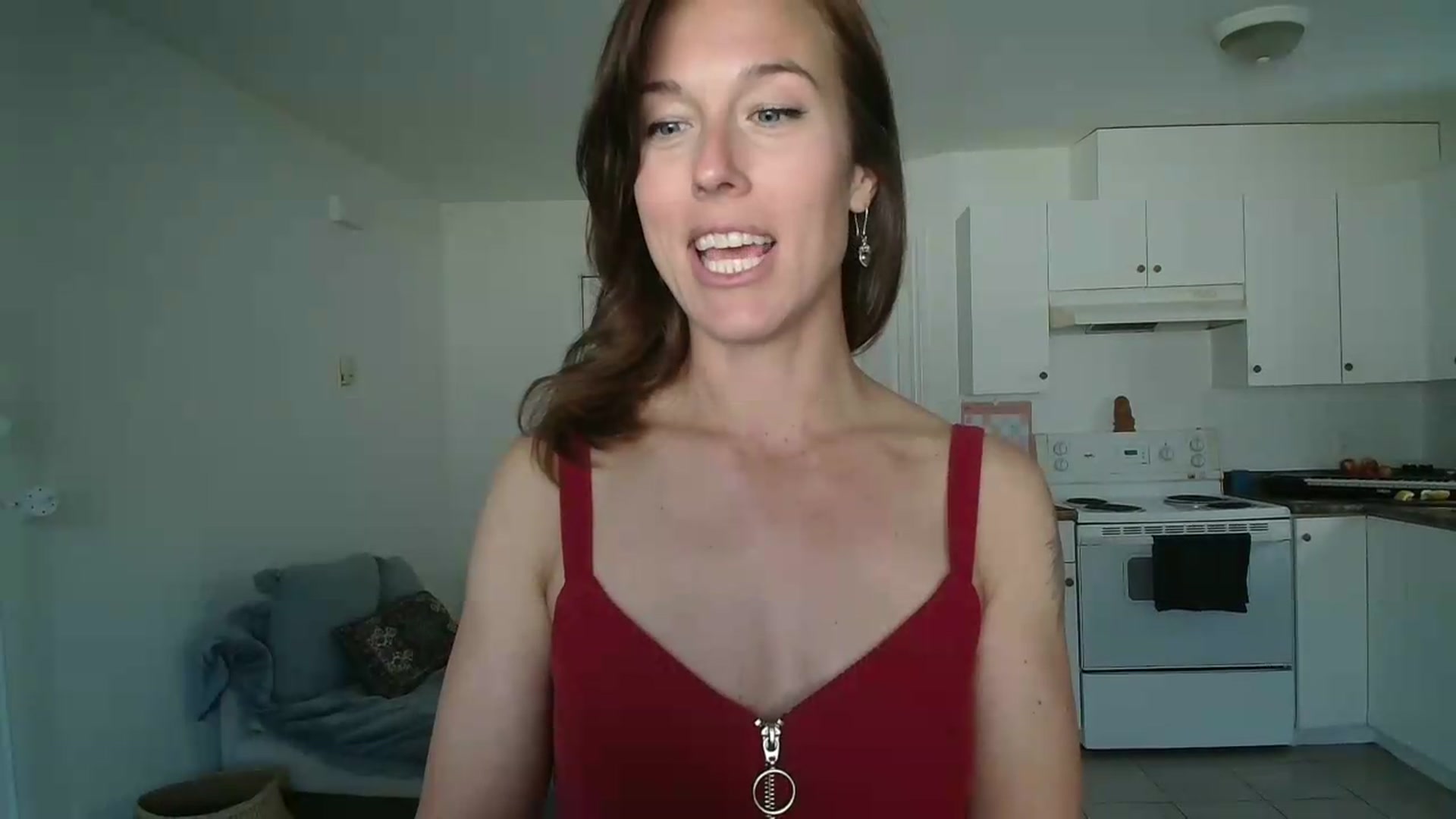 Gallery image thumbnail from ClitorisQueen's myfreecams stream on, 05/20/2026, 23:07 image 2 of 20