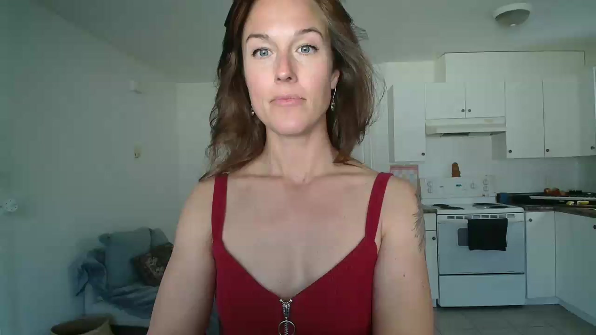 Gallery image thumbnail from ClitorisQueen's myfreecams stream on, 05/20/2026, 23:07 image 8 of 20