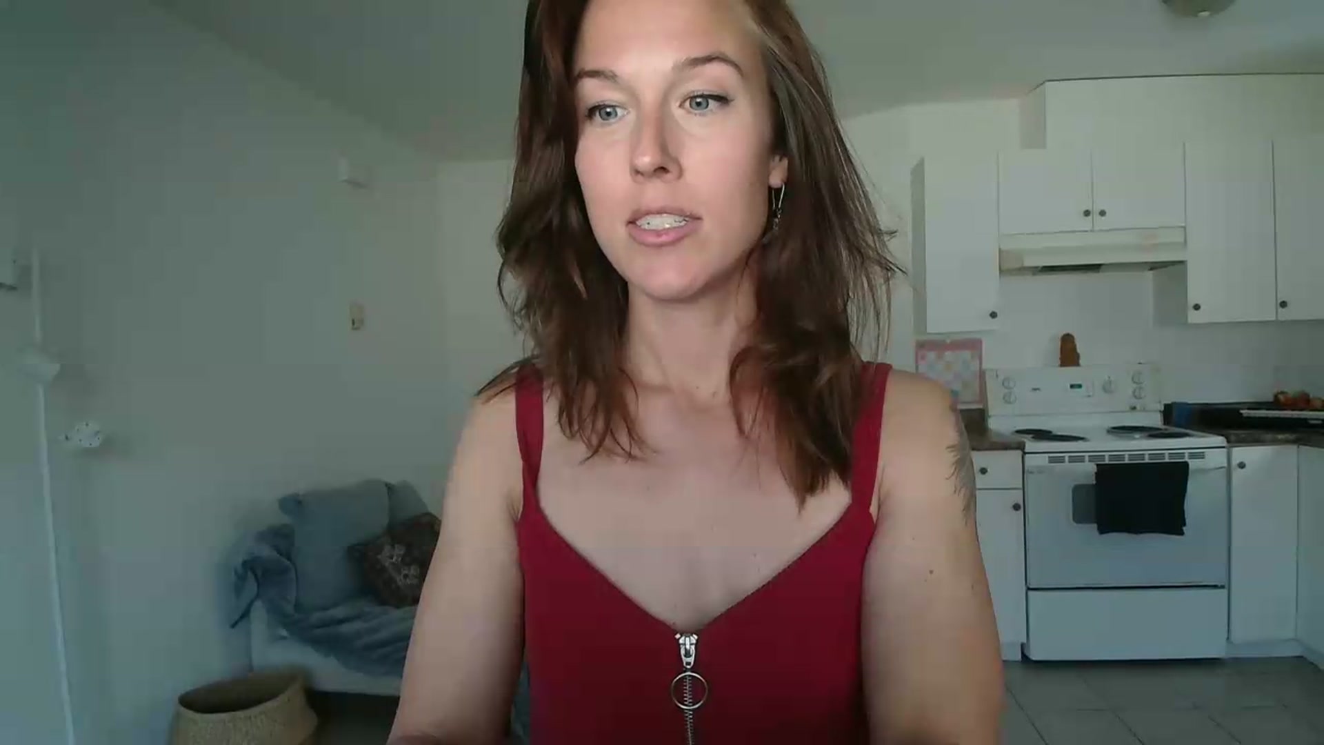 Gallery image thumbnail from ClitorisQueen's myfreecams stream on, 05/20/2026, 23:07 image 19 of 20