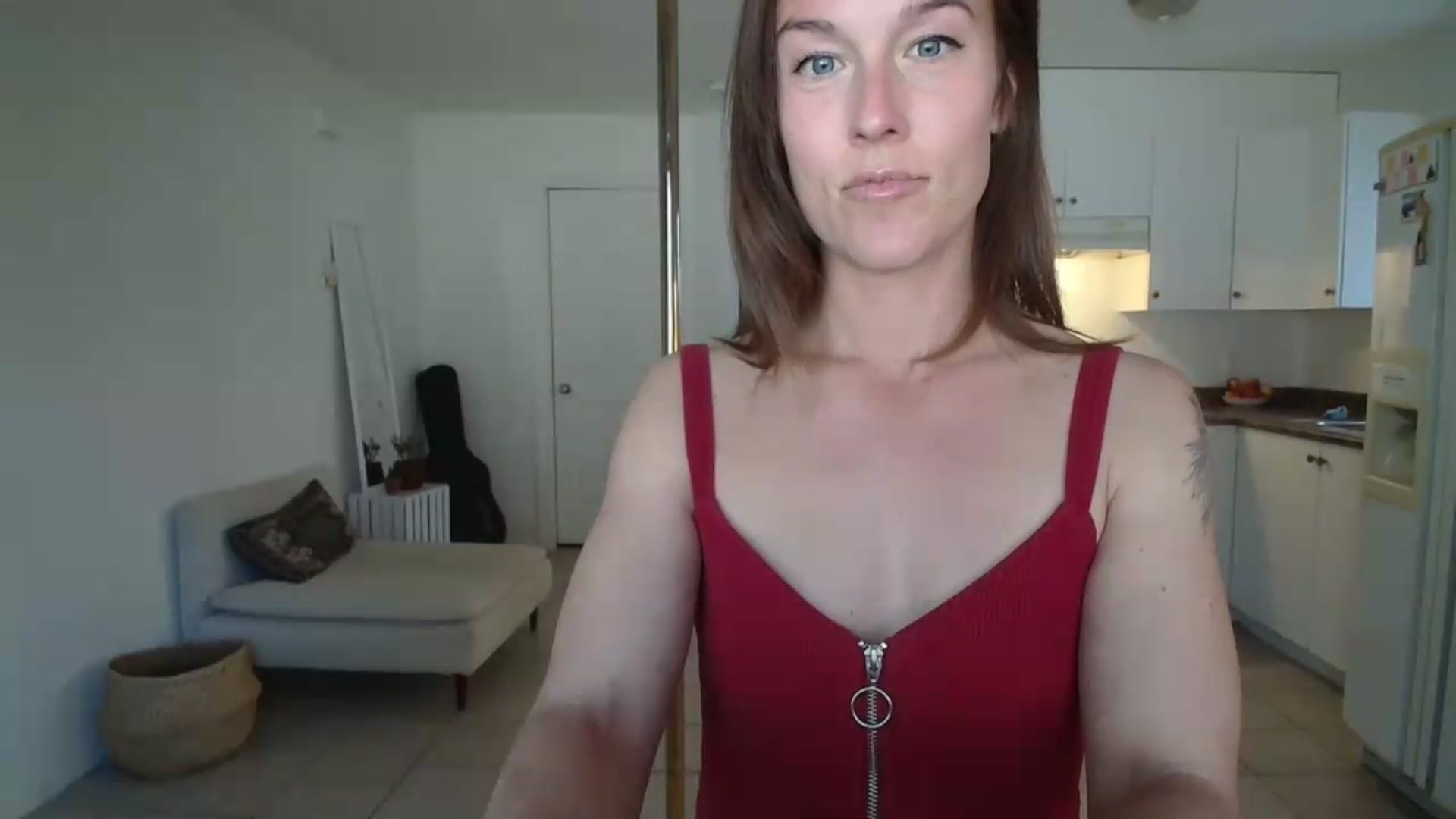Gallery image thumbnail from ClitorisQueen's myfreecams stream on, 05/22/2026, 23:26 image 3 of 20