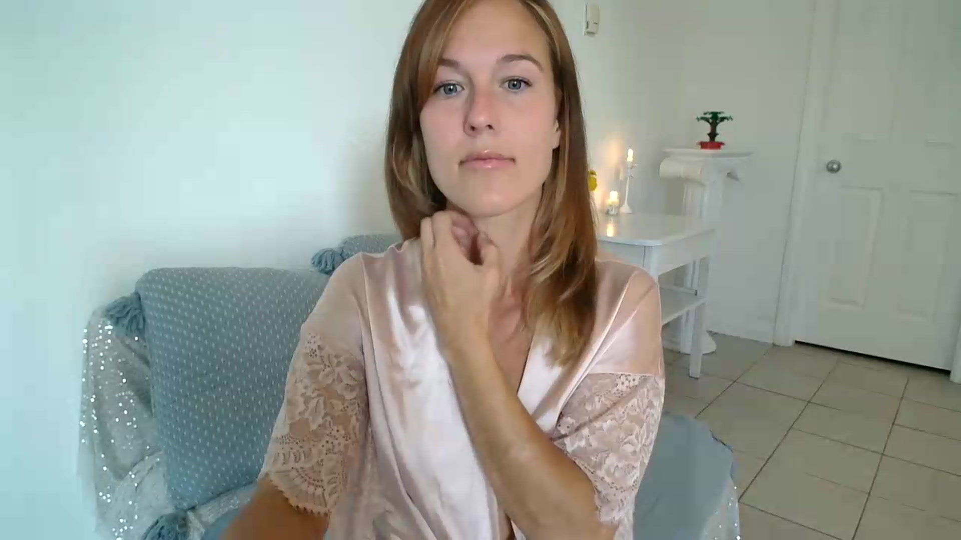 Gallery image thumbnail from ClitorisQueen's myfreecams stream on, 06/21/2026, 15:27 image 3 of 20