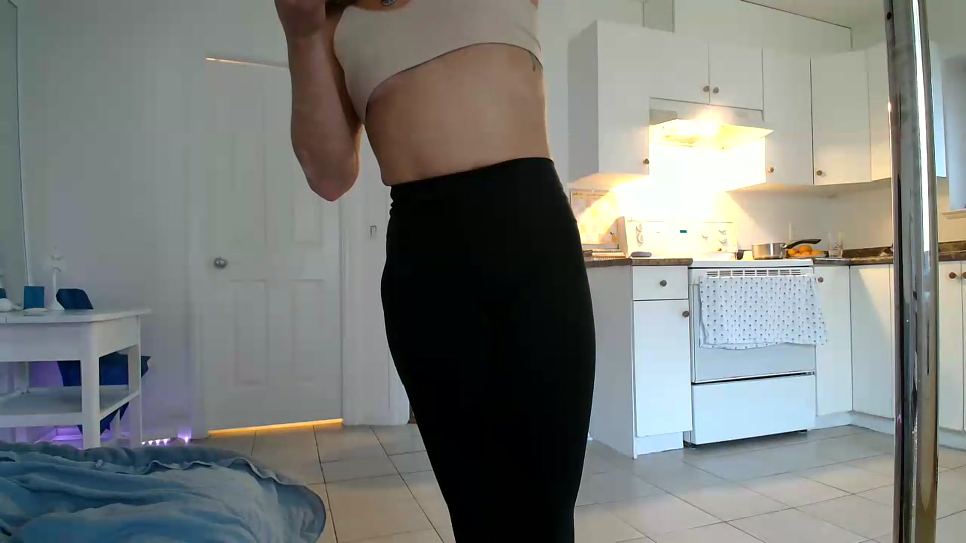 Gallery image thumbnail from ClitorisQueen's myfreecams stream on, 06/29/2026, 01:17 image 6 of 20