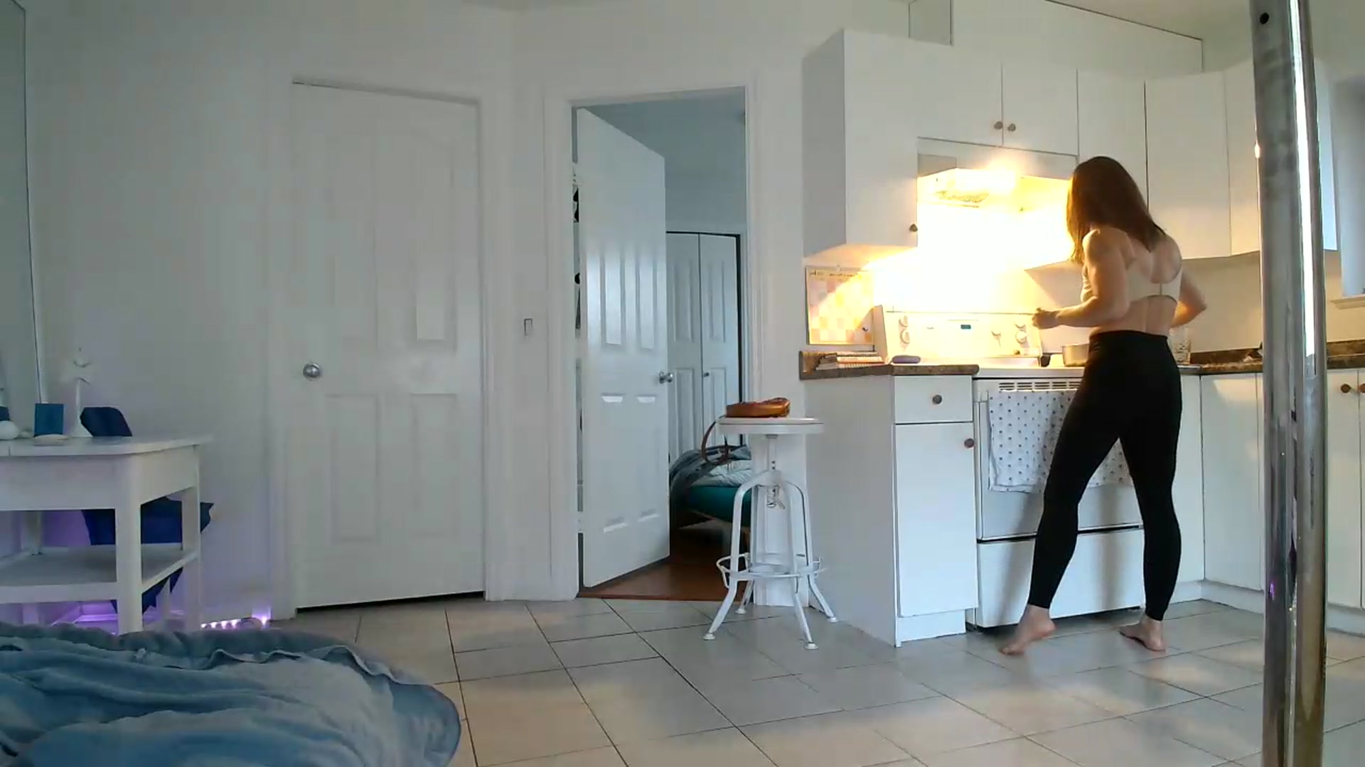 Gallery image thumbnail from ClitorisQueen's myfreecams stream on, 06/29/2026, 01:17 image 7 of 20
