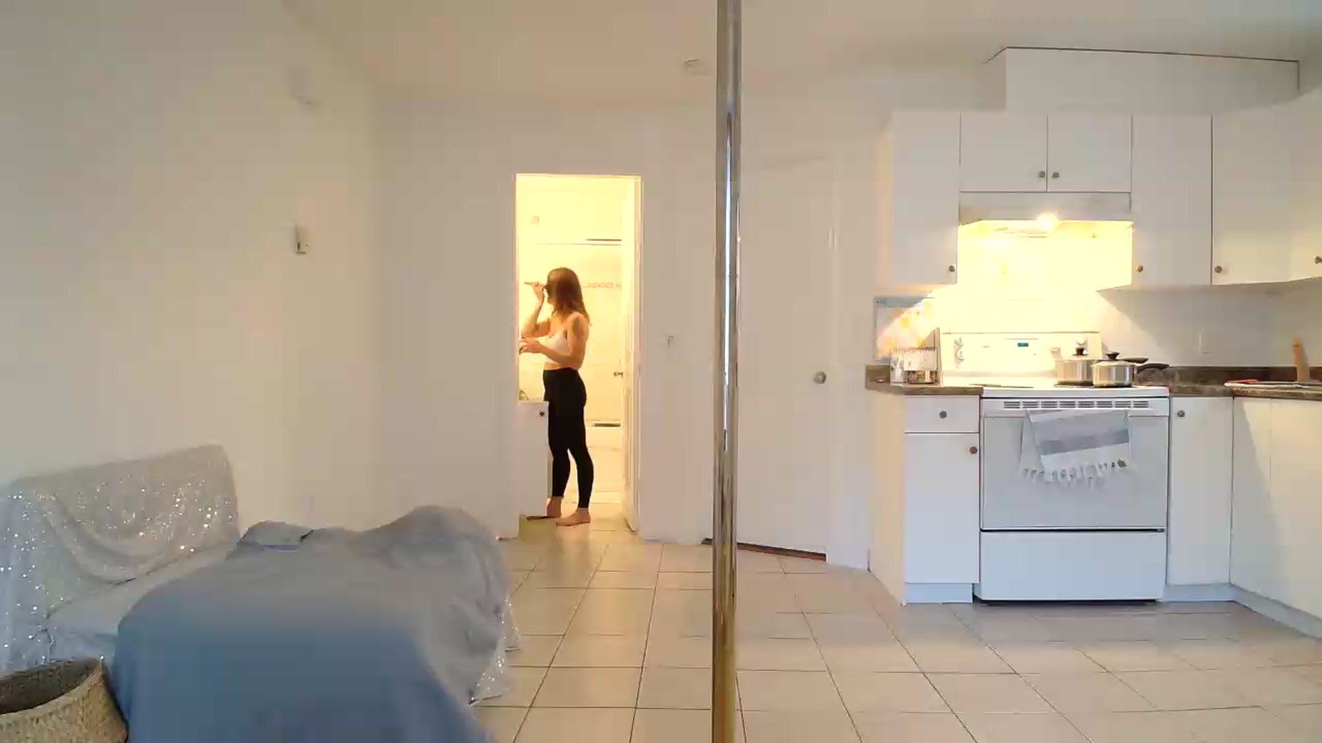 Gallery image thumbnail from ClitorisQueen's myfreecams stream on, 07/26/2026, 17:08 image 4 of 20