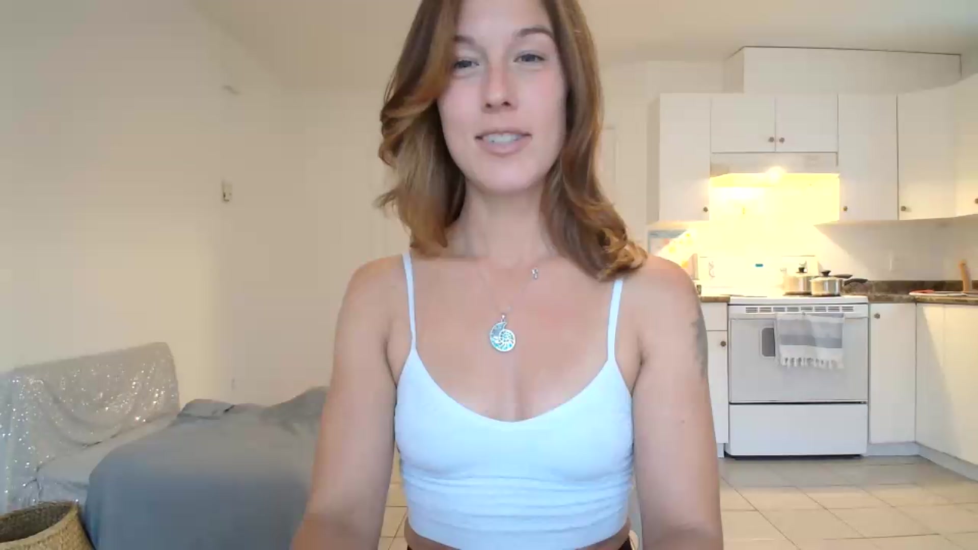 Gallery image thumbnail from ClitorisQueen's myfreecams stream on, 07/26/2026, 17:08 image 18 of 20