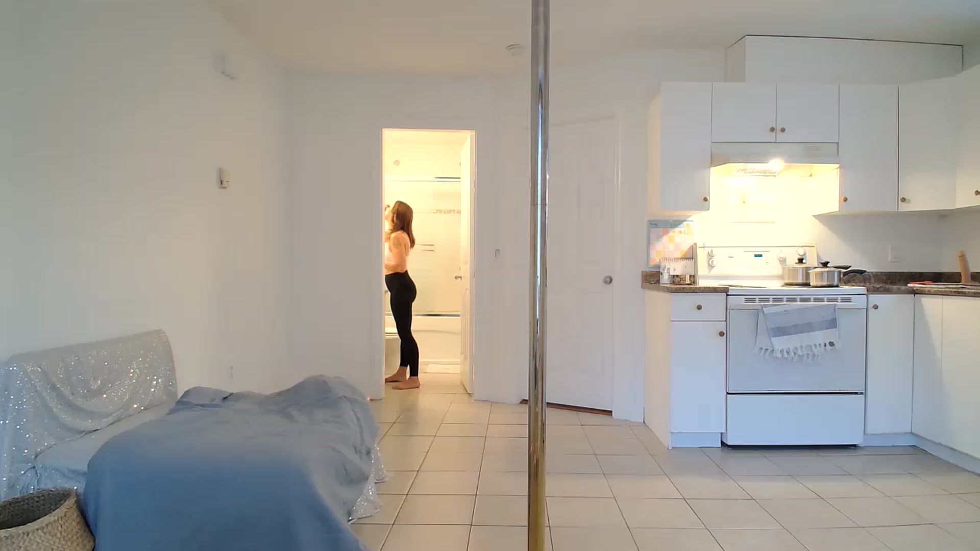 Gallery image thumbnail from ClitorisQueen's myfreecams stream on, 07/26/2026, 17:08 image 5 of 20