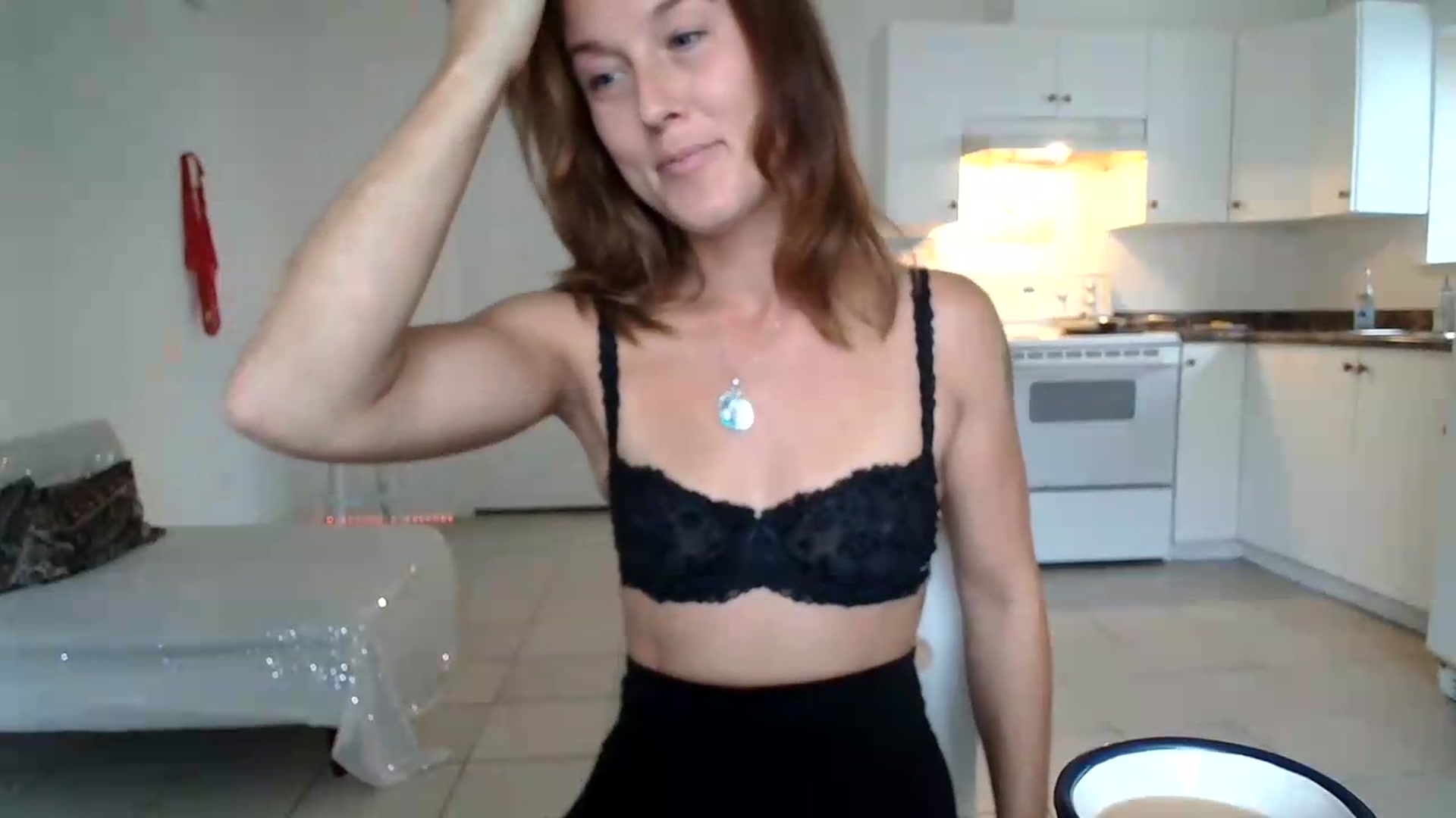 Gallery image thumbnail from ClitorisQueen's myfreecams stream on, 07/27/2026, 17:54 image 6 of 20