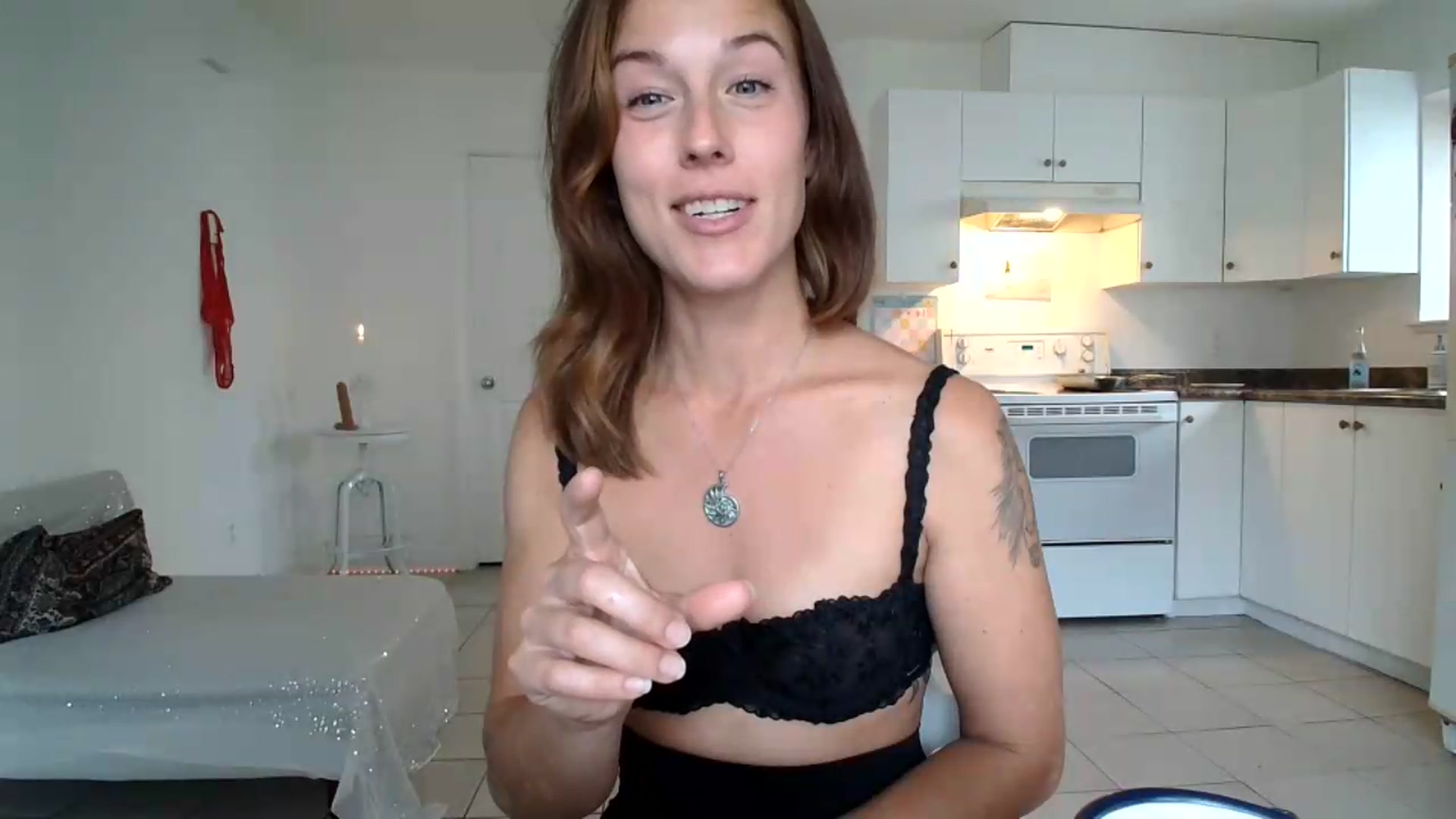 Gallery image thumbnail from ClitorisQueen's myfreecams stream on, 07/27/2026, 17:54 image 13 of 20