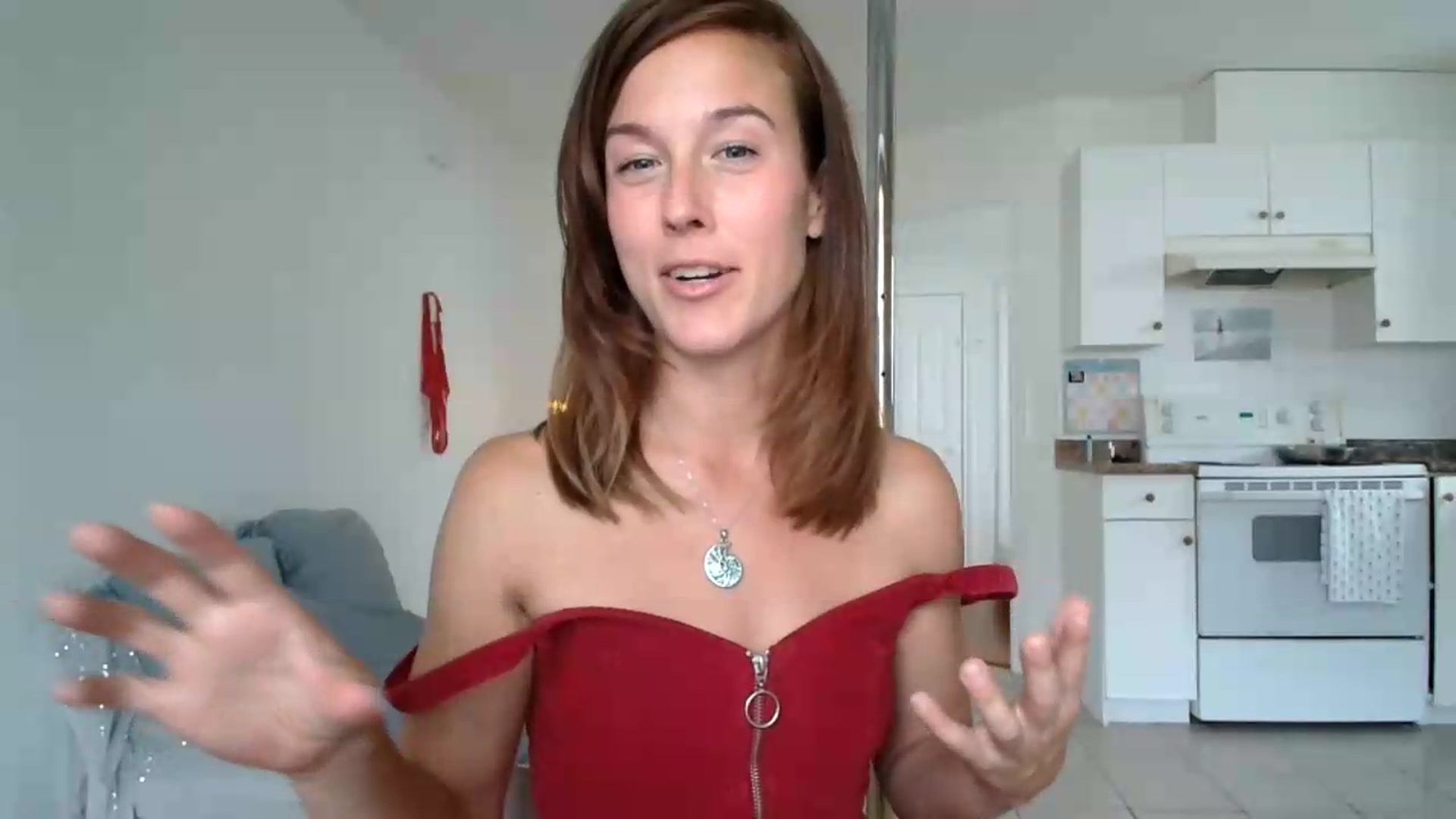 Gallery image thumbnail from ClitorisQueen's myfreecams stream on, 07/27/2026, 21:48 image 15 of 20