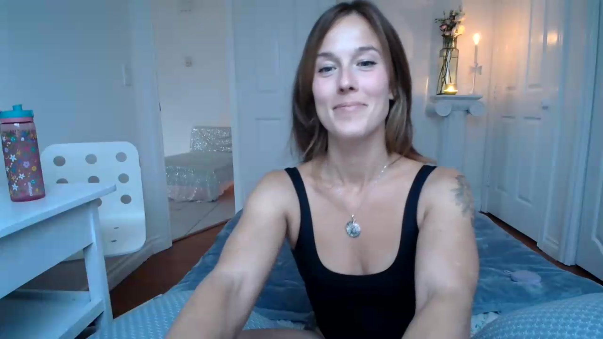 Gallery image thumbnail from ClitorisQueen's myfreecams stream on, 07/29/2026, 02:58 image 3 of 20