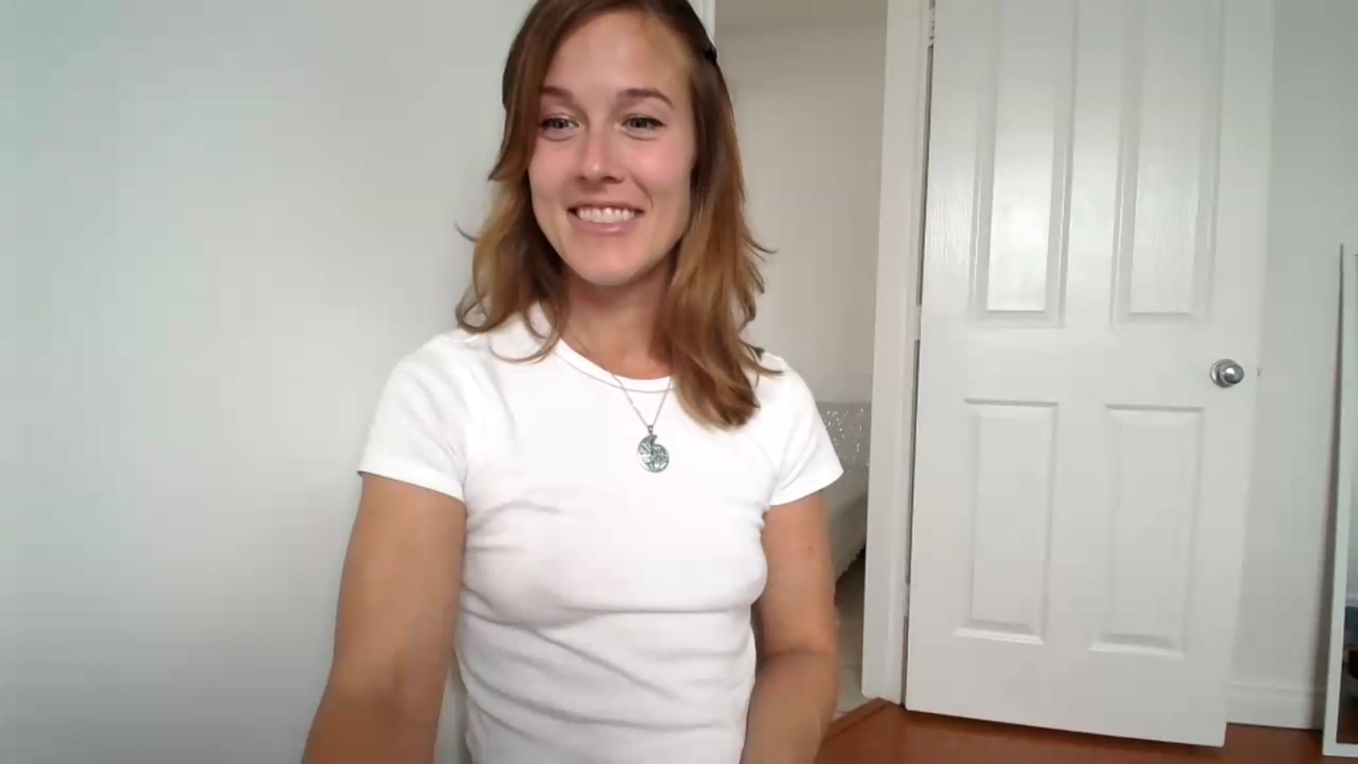Gallery image thumbnail from ClitorisQueen's myfreecams stream on, 08/01/2026, 20:09 image 5 of 20