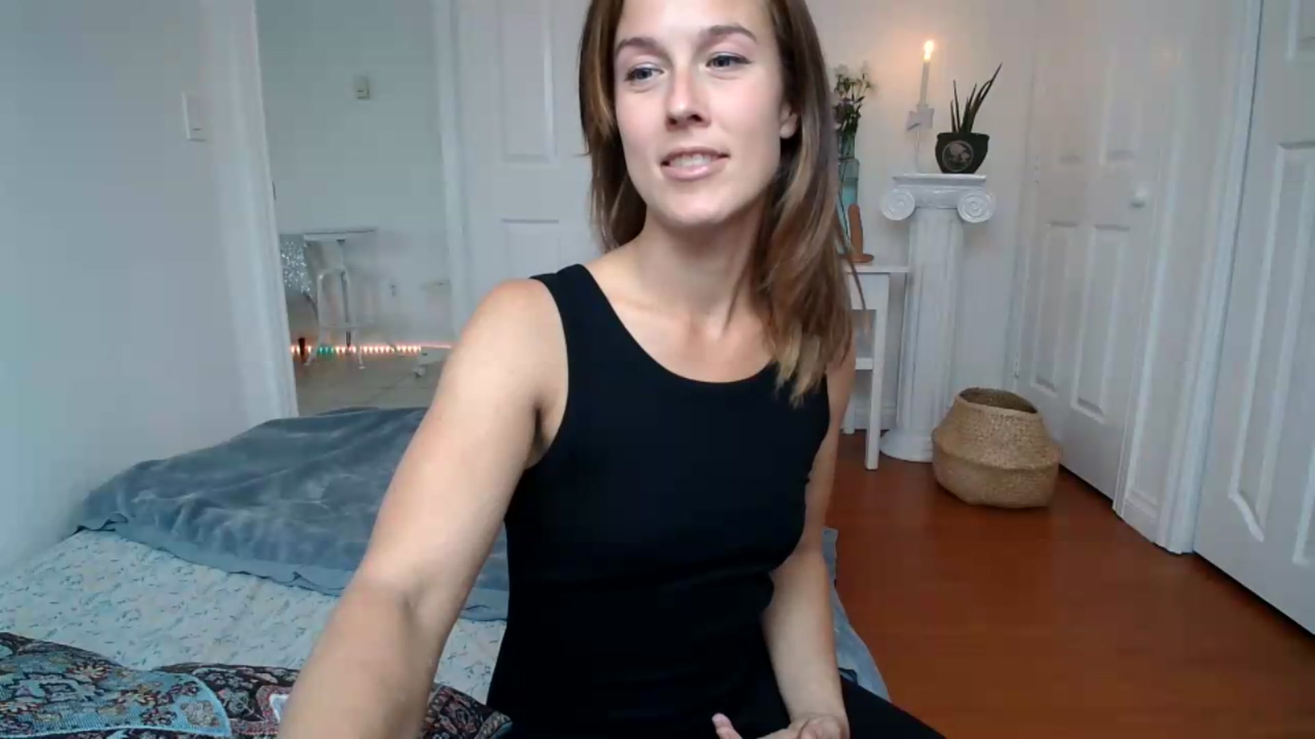 Gallery image thumbnail from ClitorisQueen's myfreecams stream on, 08/02/2026, 17:10 image 6 of 20