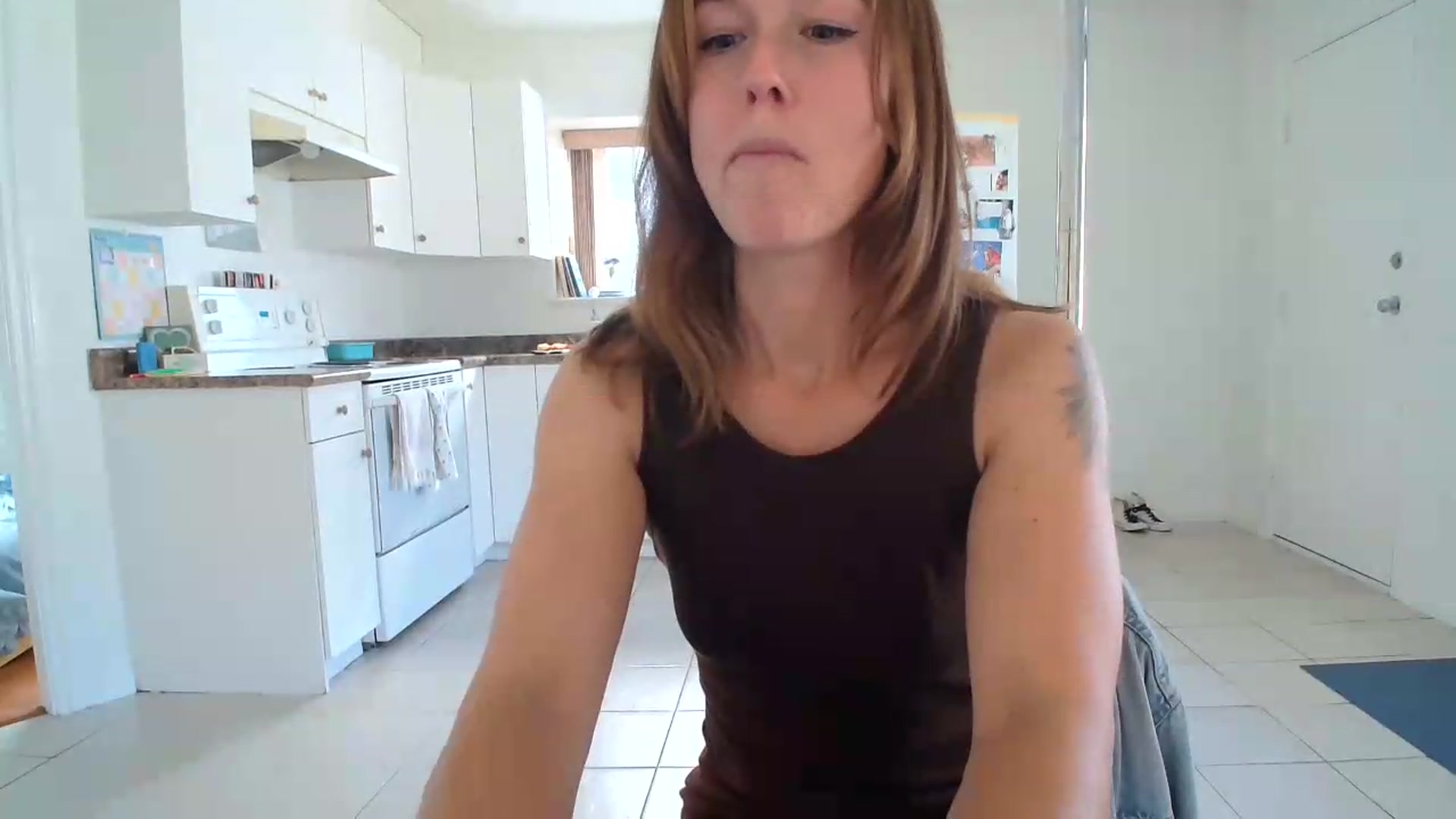 Gallery image thumbnail from ClitorisQueen's myfreecams stream on, 08/06/2026, 17:01 image 9 of 20