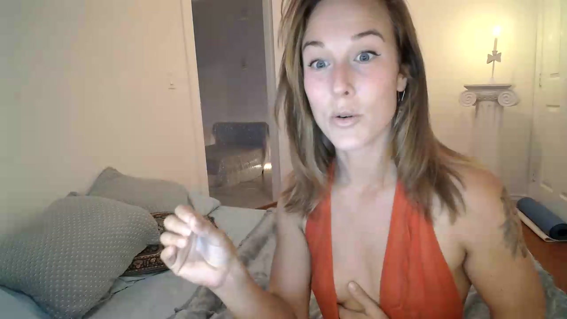 Gallery image thumbnail from ClitorisQueen's myfreecams stream on, 08/13/2026, 03:46 image 13 of 20