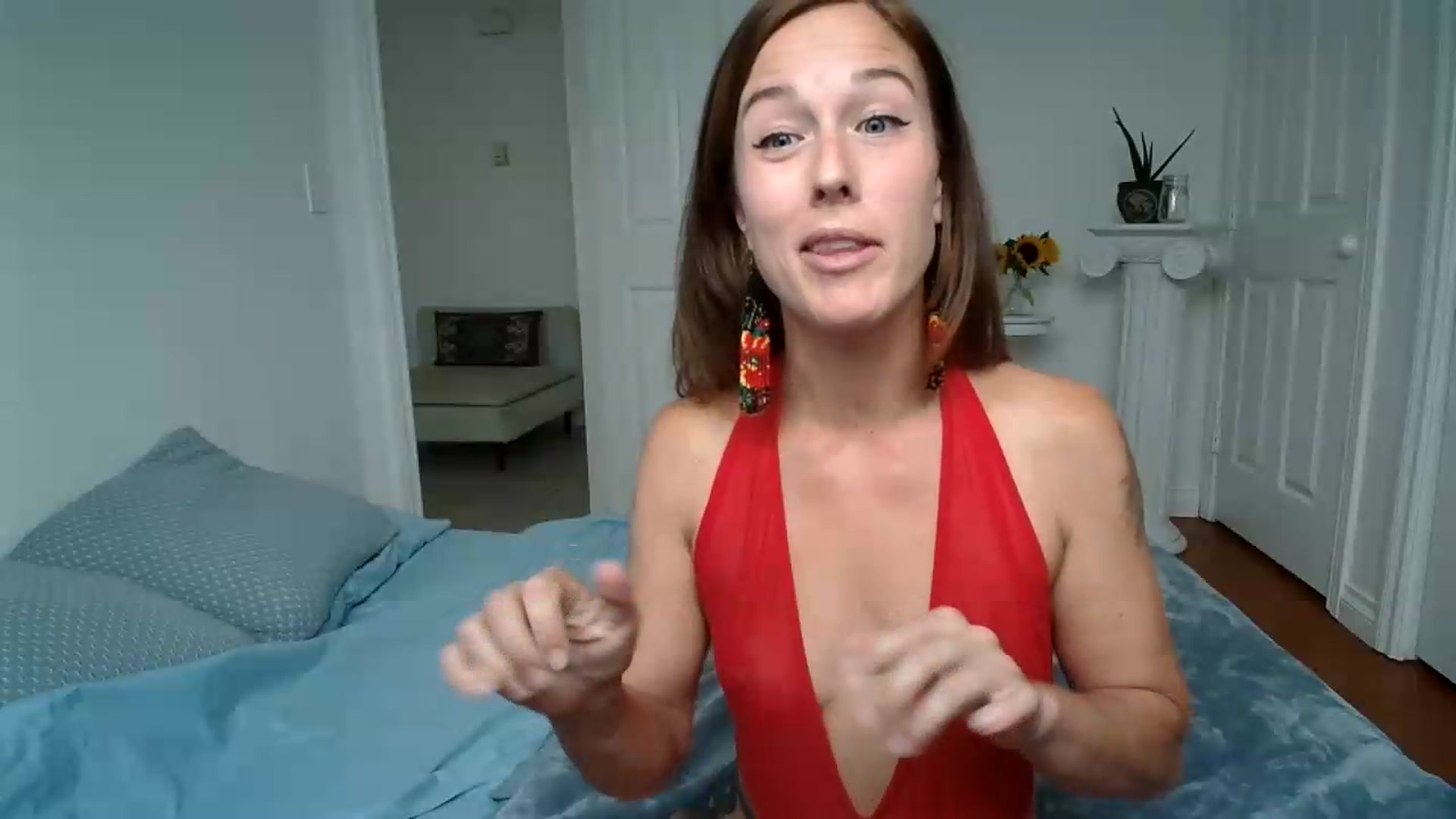 Gallery image thumbnail from ClitorisQueen's myfreecams stream on, 08/14/2026, 18:27 image 11 of 20