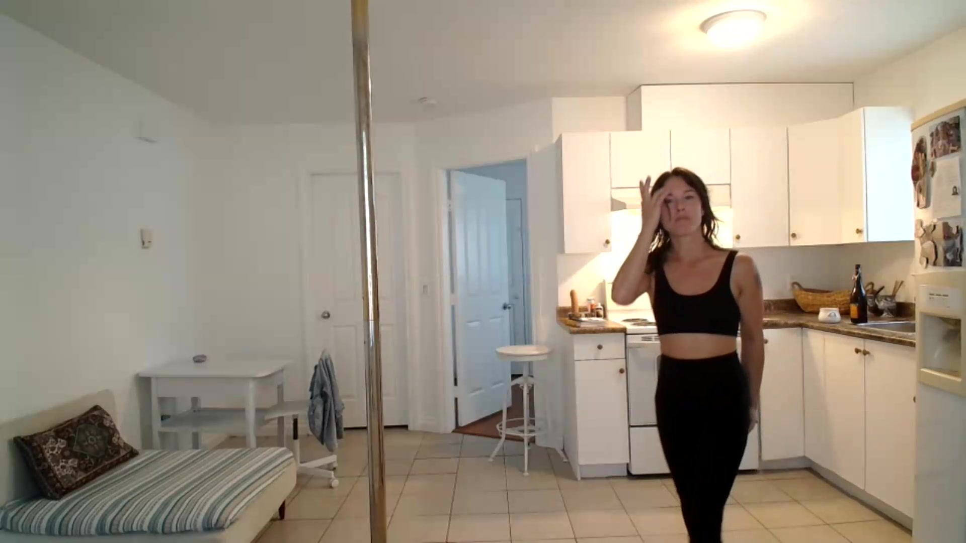 Gallery image thumbnail from ClitorisQueen's myfreecams stream on, 08/21/2026, 17:08 image 3 of 20