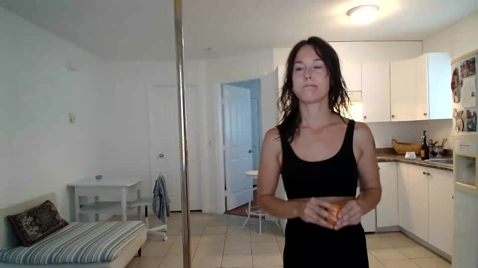 Gallery image thumbnail from ClitorisQueen's myfreecams stream on, 08/21/2026, 17:08 image 2 of 20