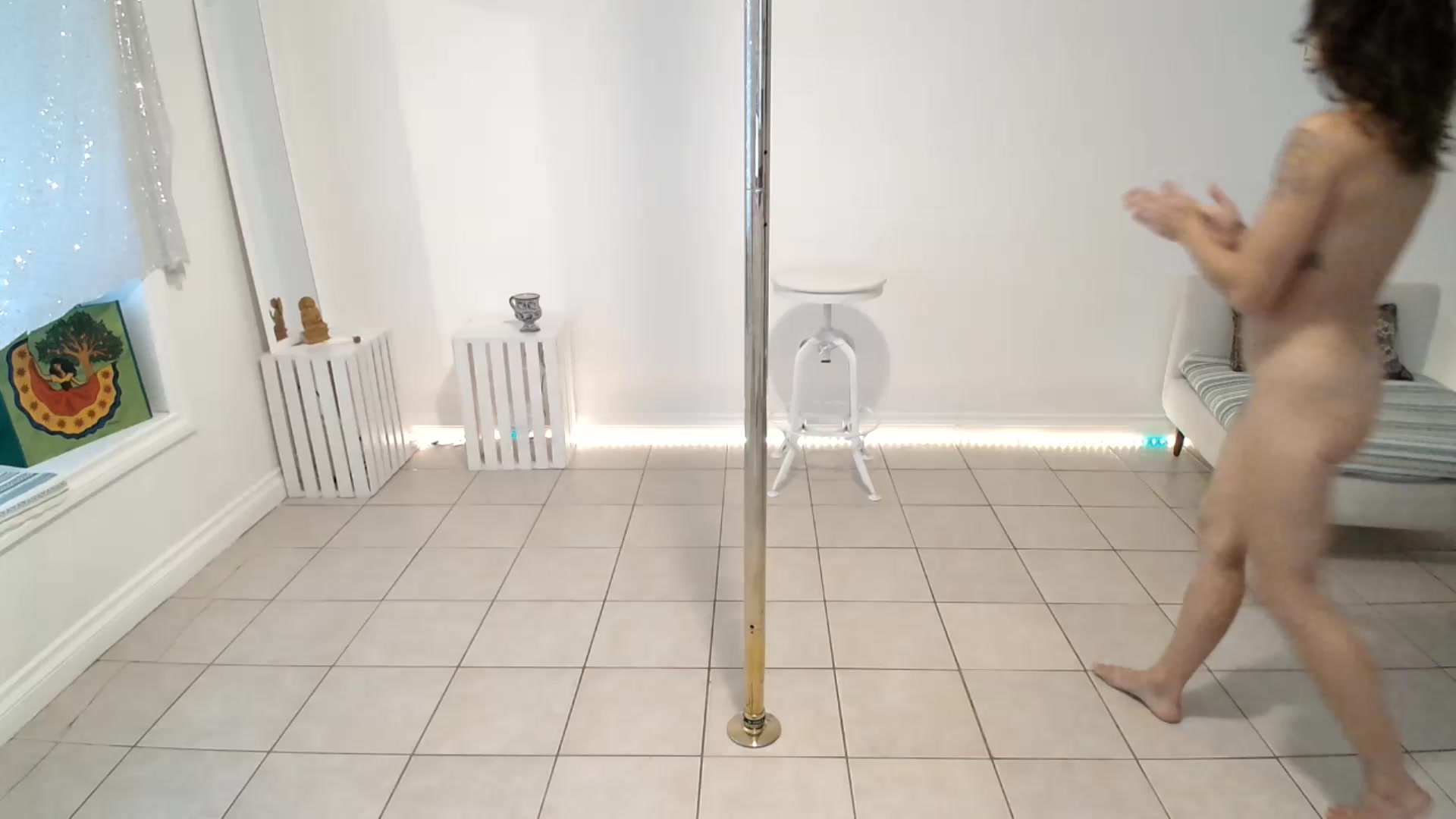 Gallery image thumbnail from ClitorisQueen's myfreecams stream on, 08/23/2026, 02:20 image 5 of 20