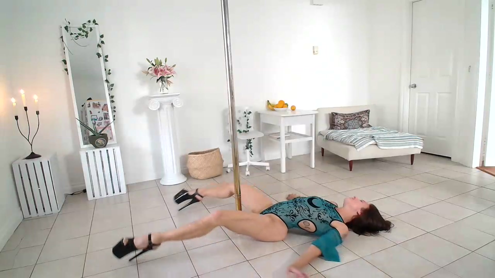 Gallery image thumbnail from ClitorisQueen's myfreecams stream on, 09/05/2026, 19:15 image 3 of 20