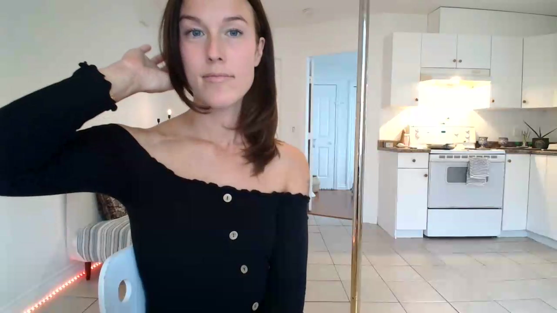 Gallery image thumbnail from ClitorisQueen's myfreecams stream on, 09/14/2026, 20:09 image 12 of 20