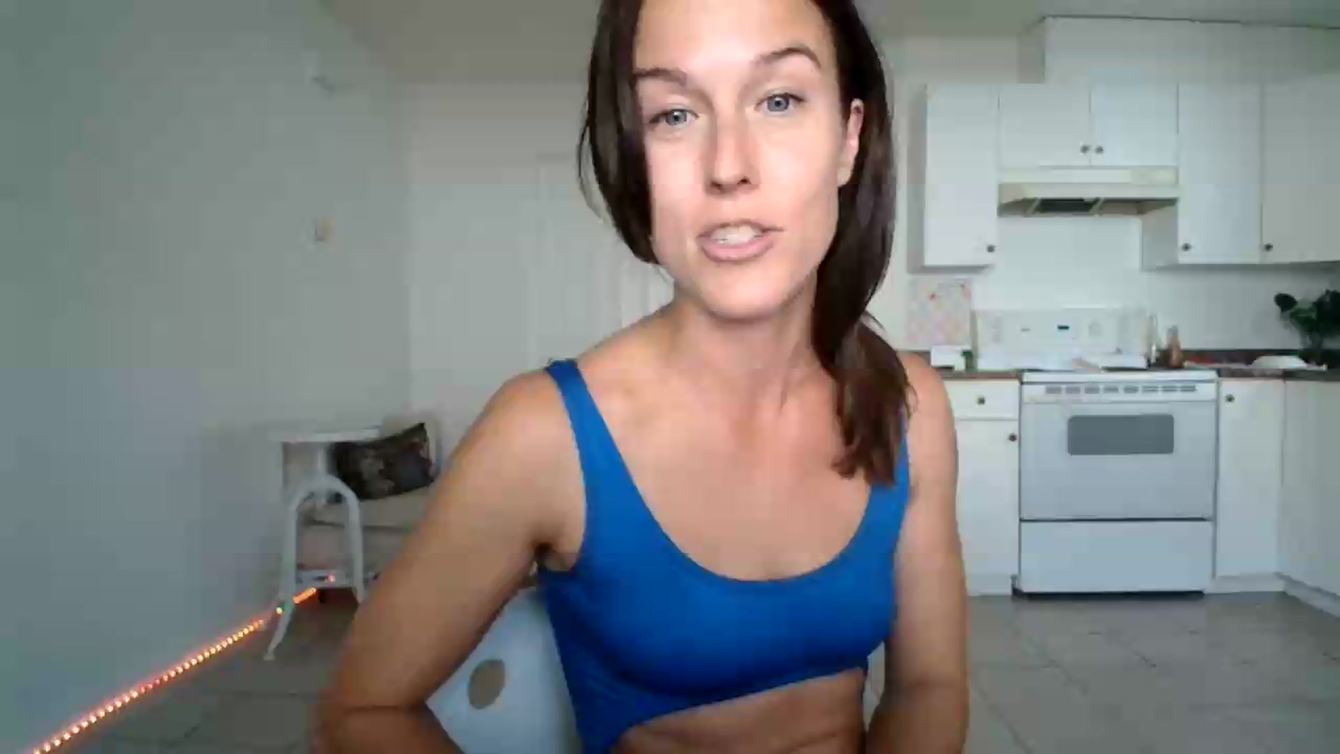 Gallery image thumbnail from ClitorisQueen's myfreecams stream on, 09/15/2026, 20:40 image 12 of 20